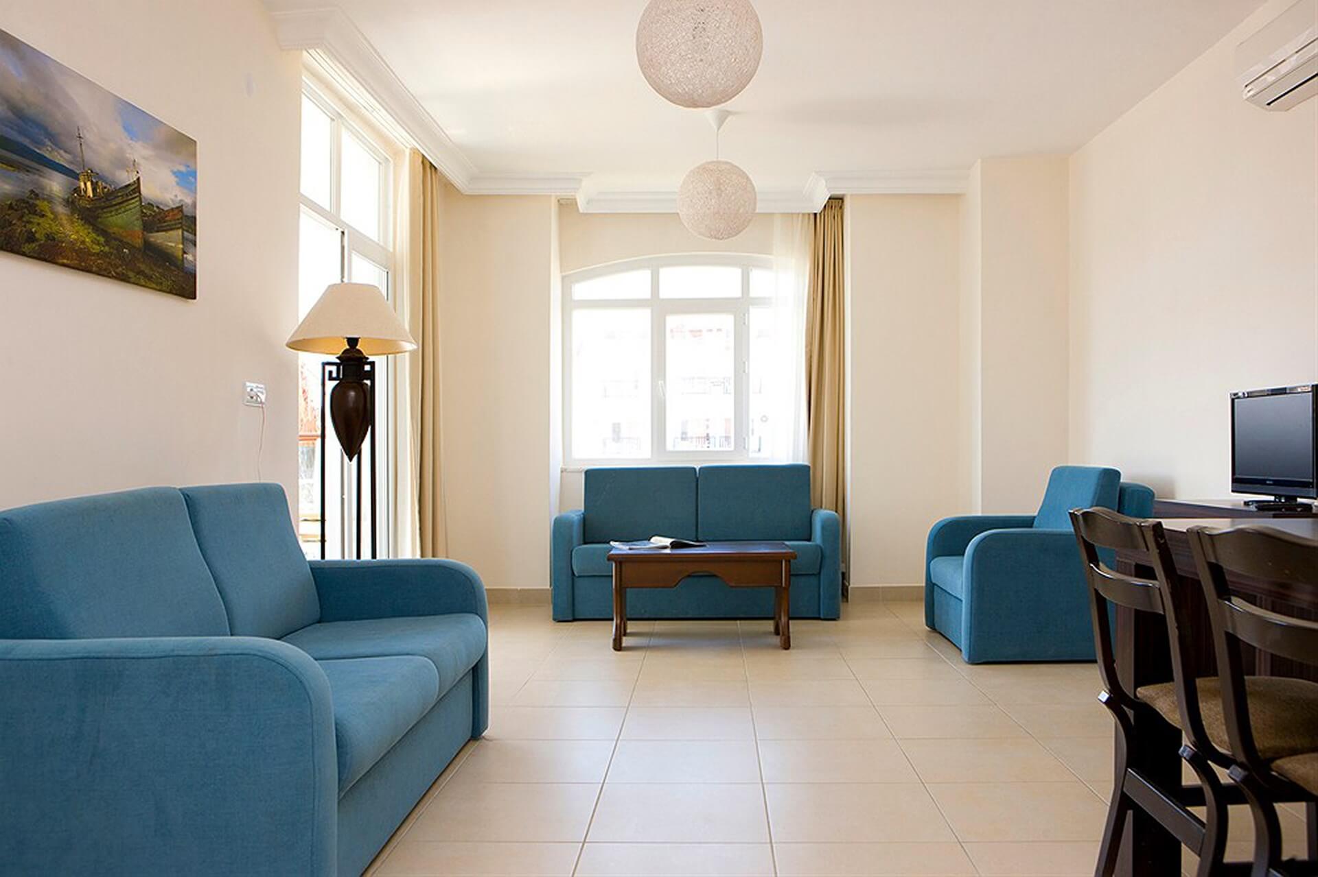 SUITE ROOM