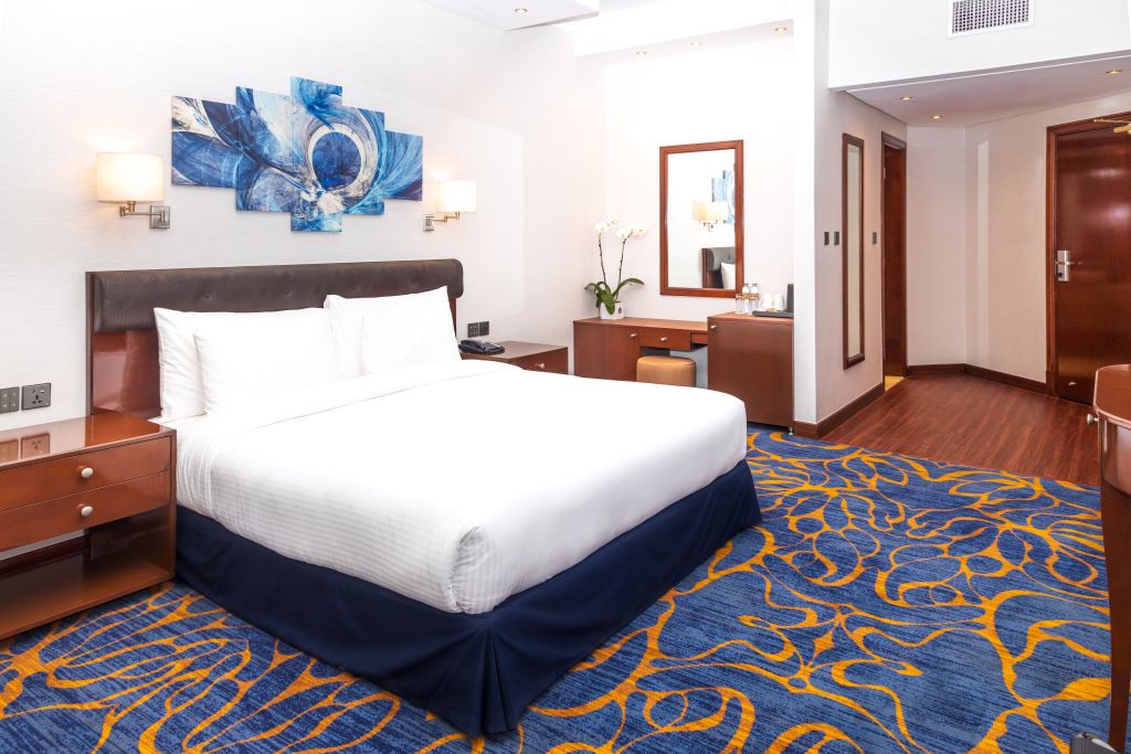 DELUXE SUITE (2 BEDROOM SUITE)