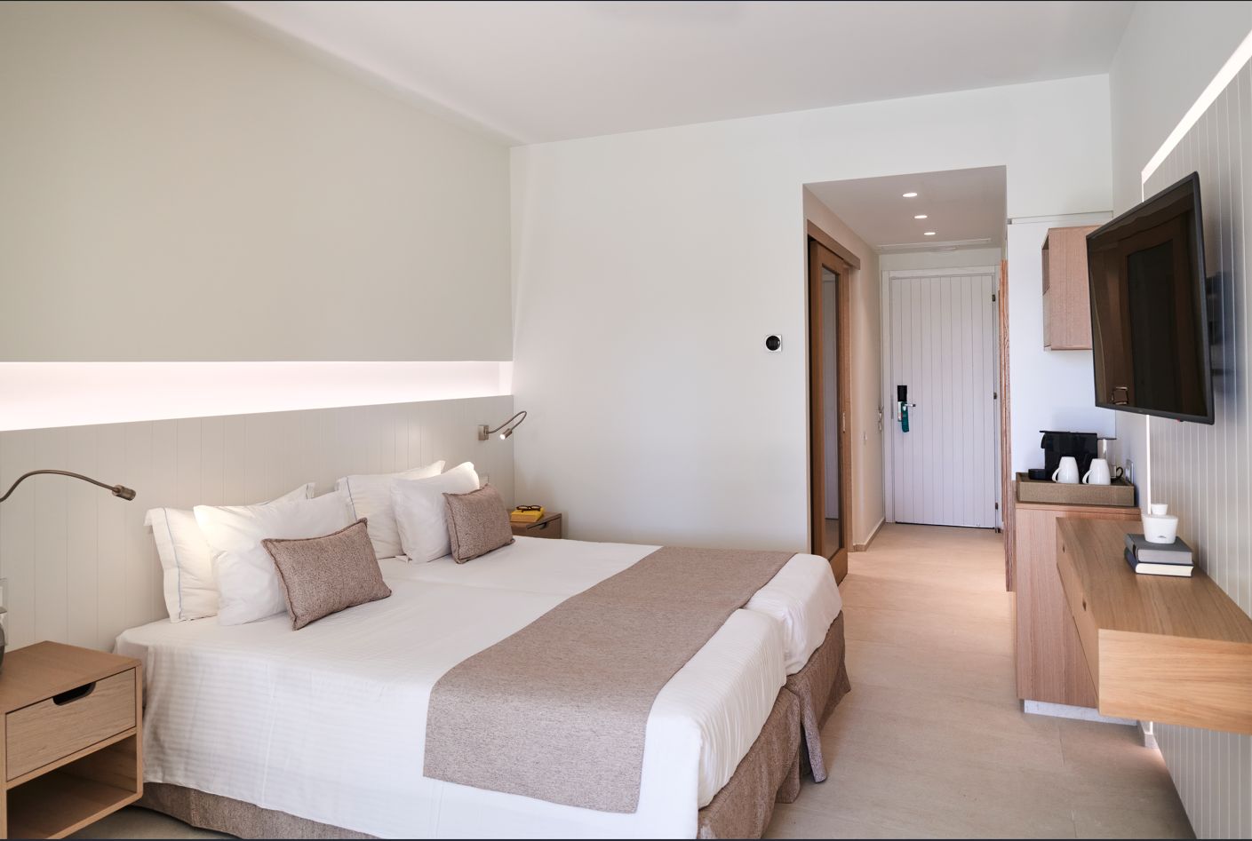 Superior Twin Room Private Pool