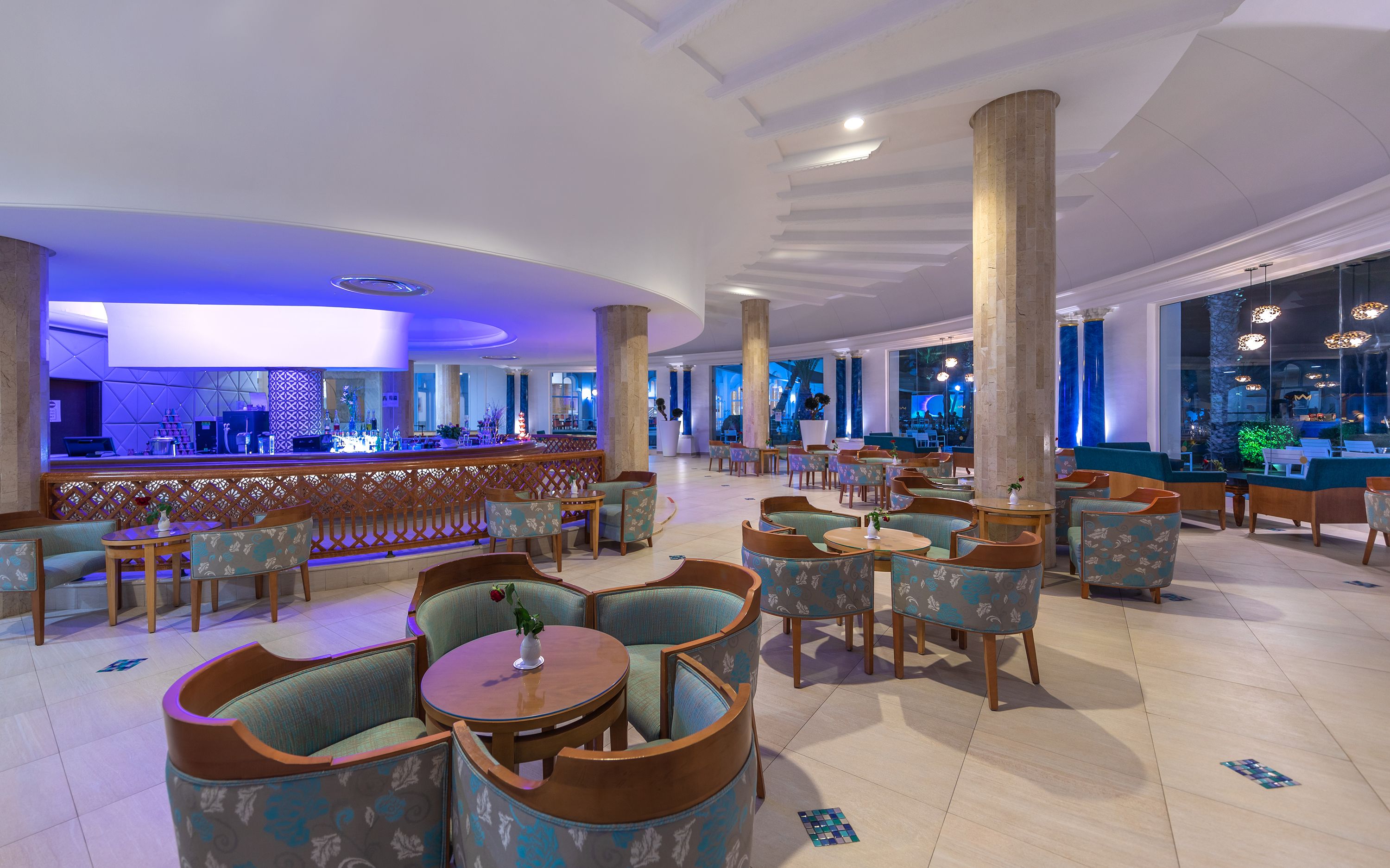 BAR SALON