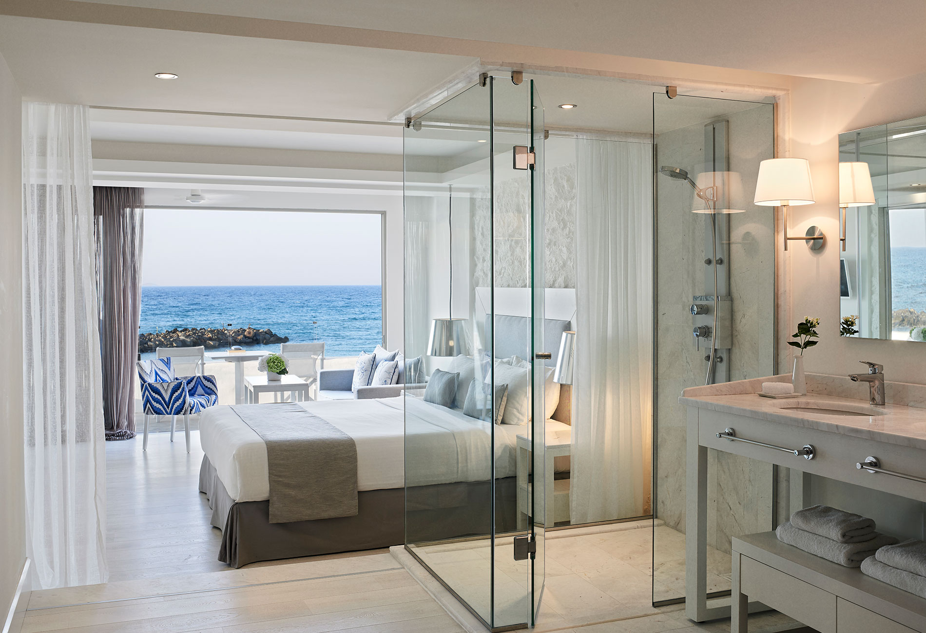Island Suite Sea Front 