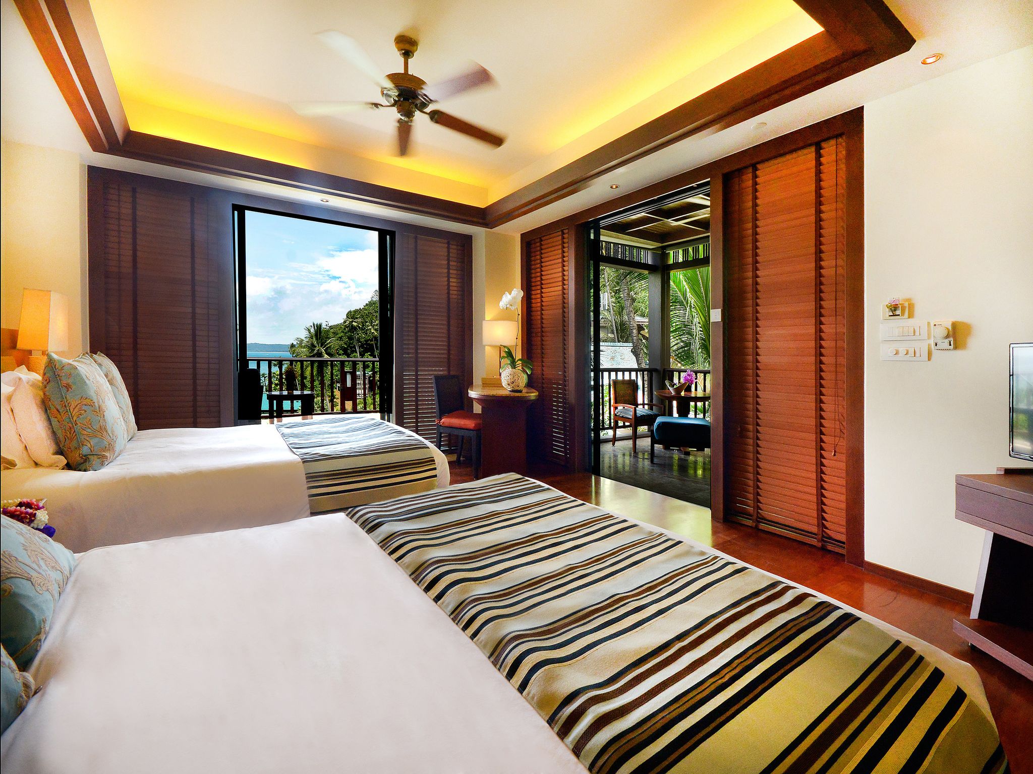 PREMIUM DELUXE SPA OCEAN VIEW