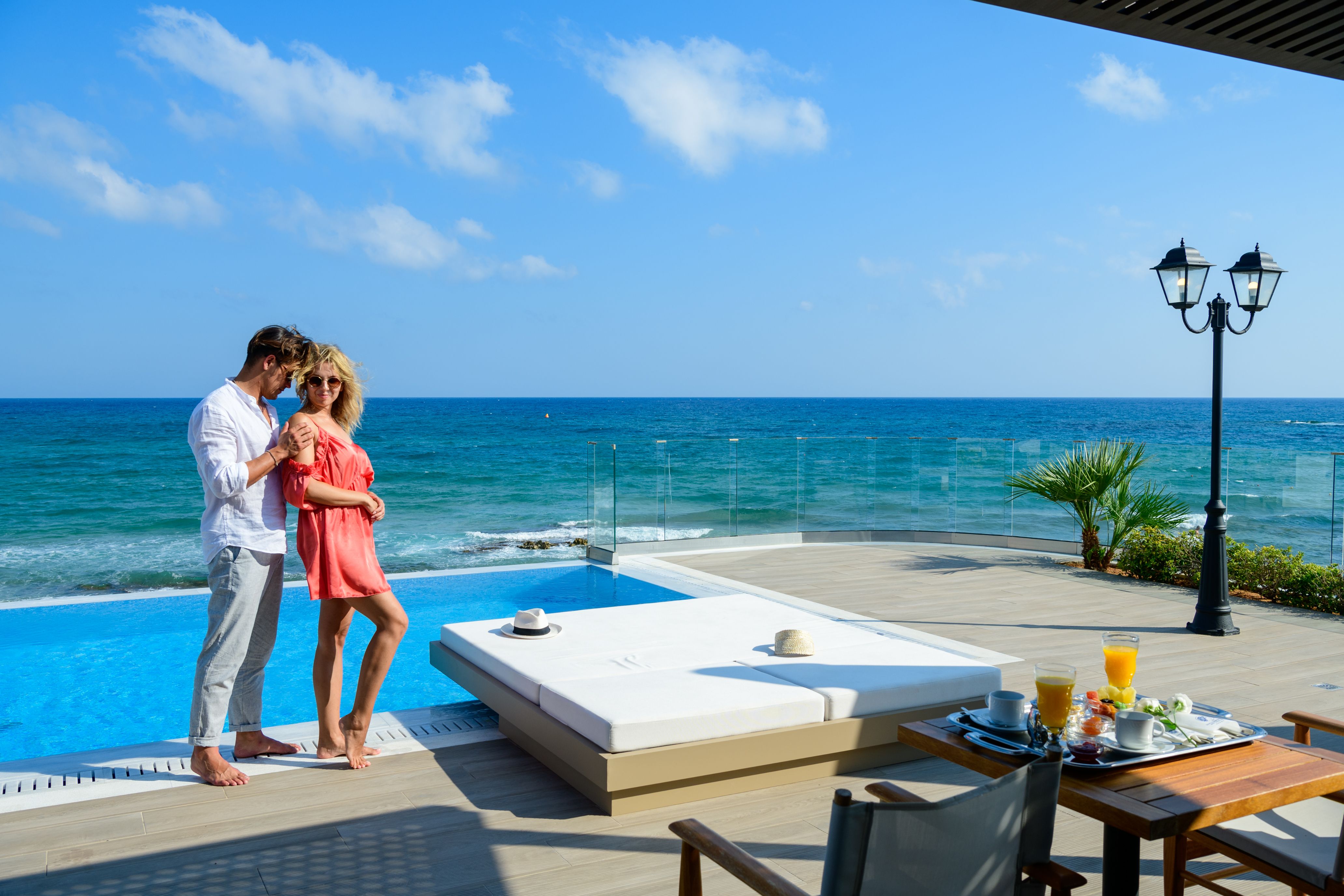 Dream Villa Aphrodite-2 bedrooms Beach Front with private pool