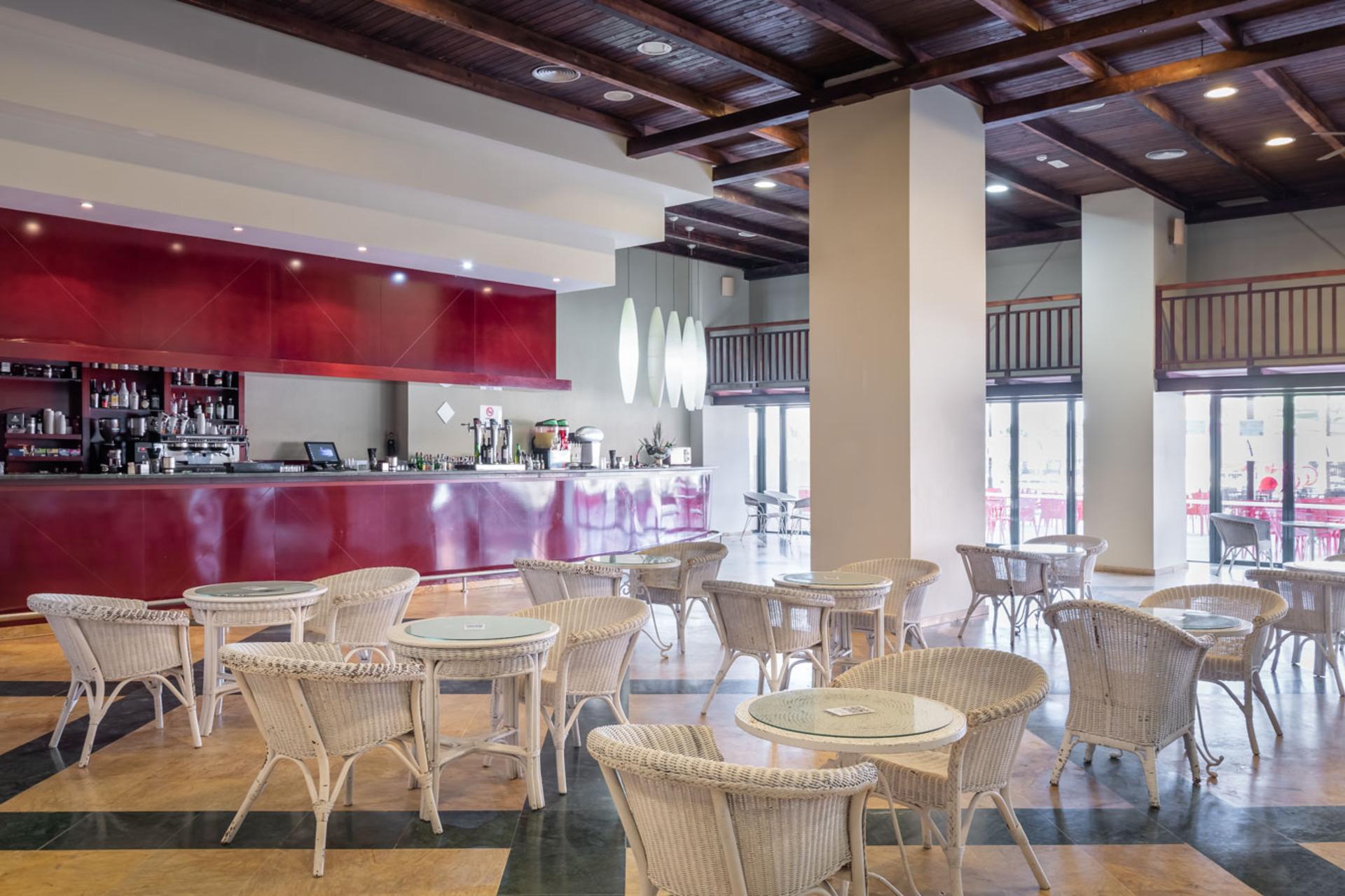 BAR PISCINA 