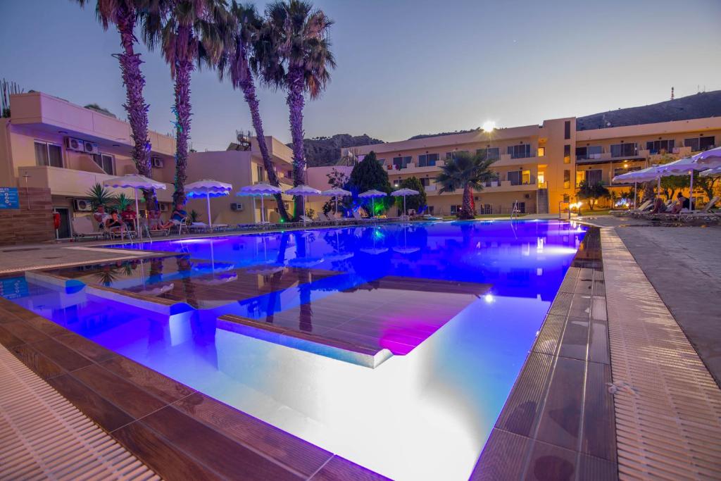 piscina.jpg