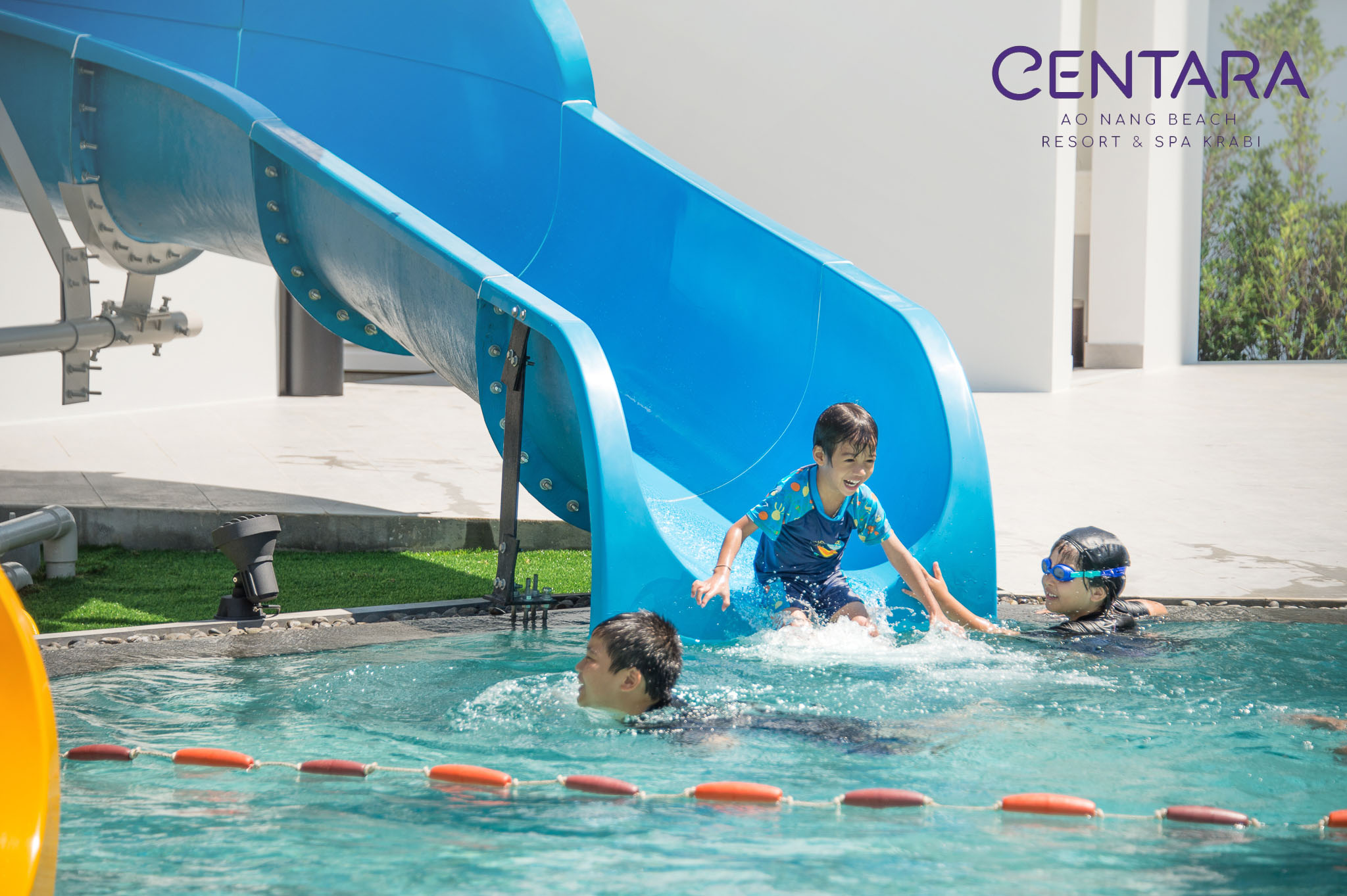 Piscina deschisă