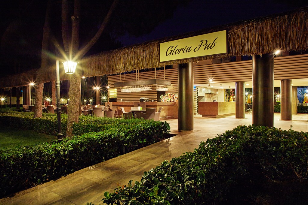 GLORIA PUB