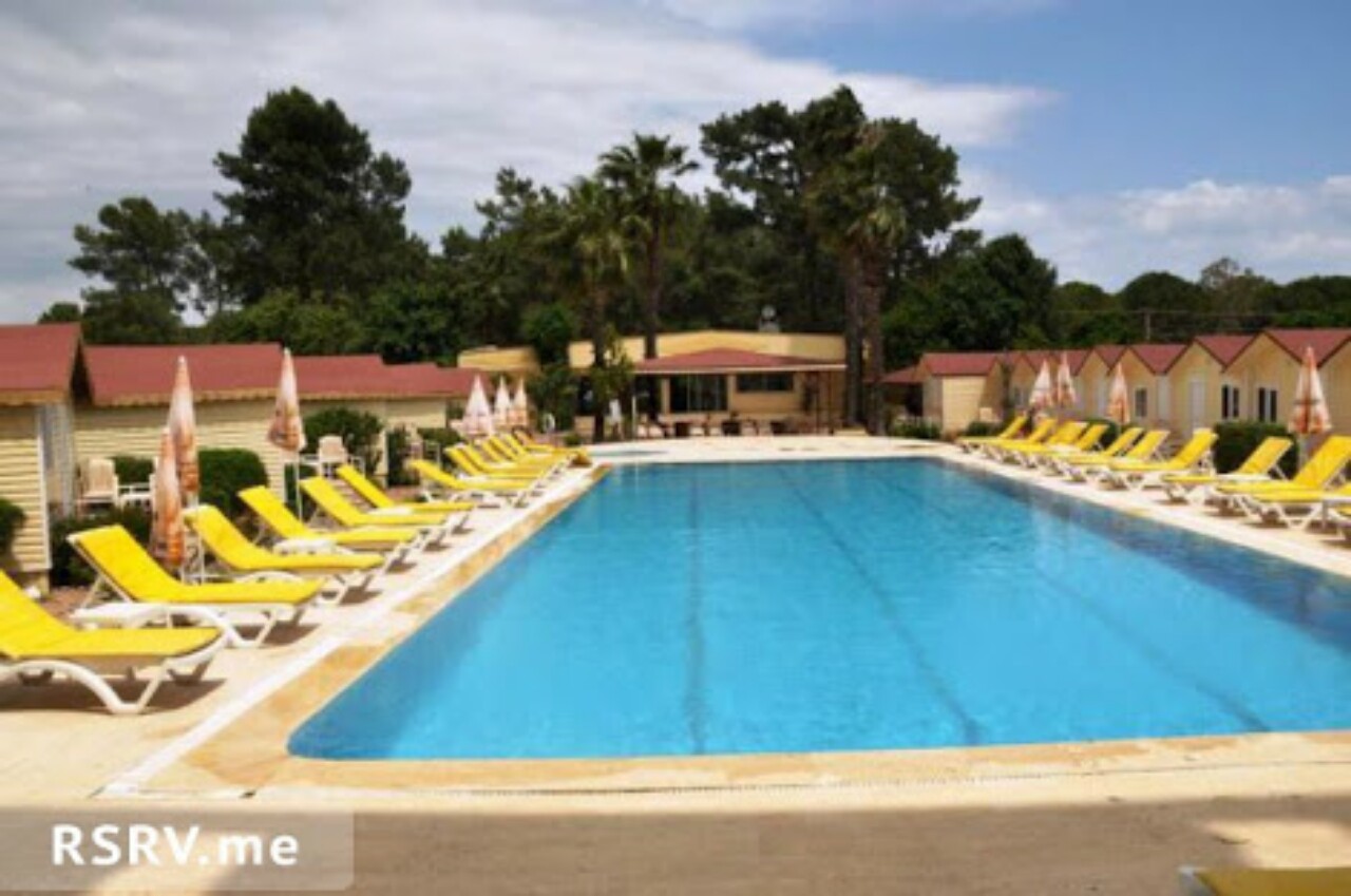 Piscina deschisă