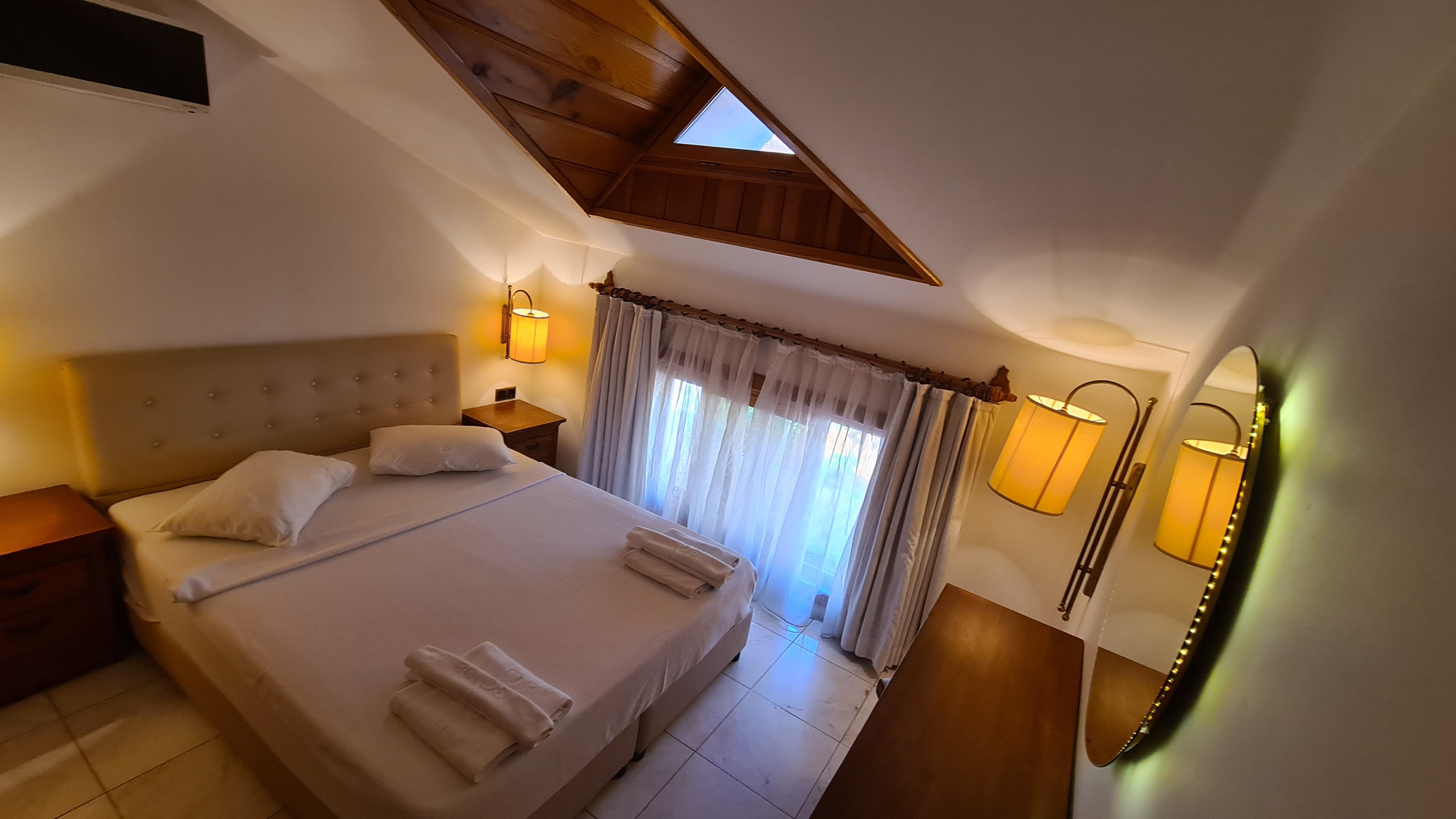 DUBLEX ROOM 
