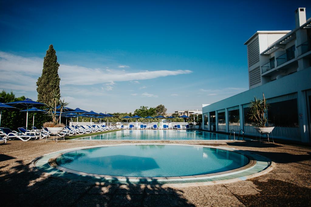 Piscina deschisă