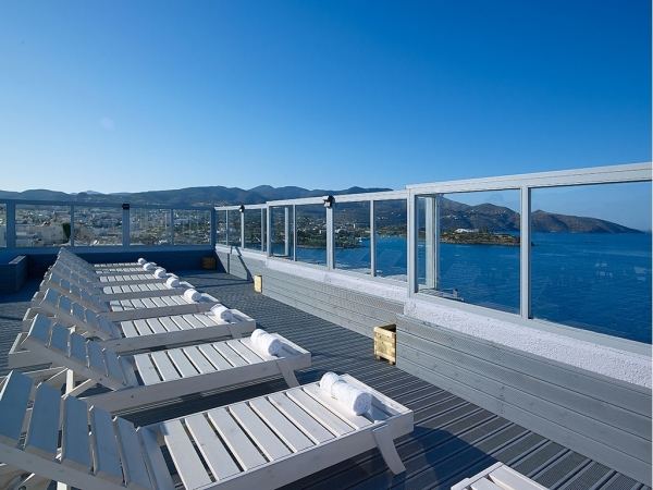 Creta, Hotel Mistral Bay, sezlonguri, peisaj.jpeg