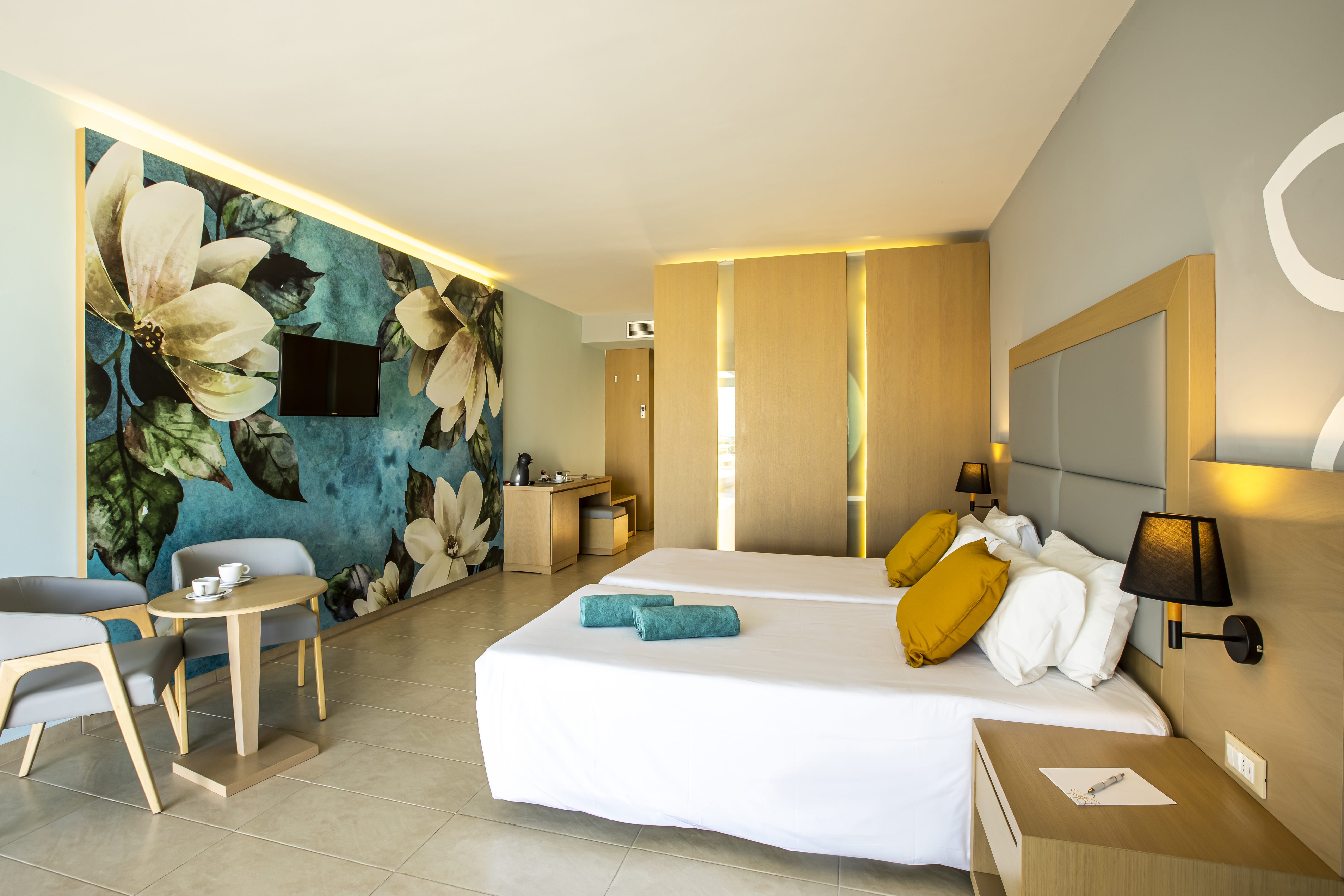 SENTIDO ROOM