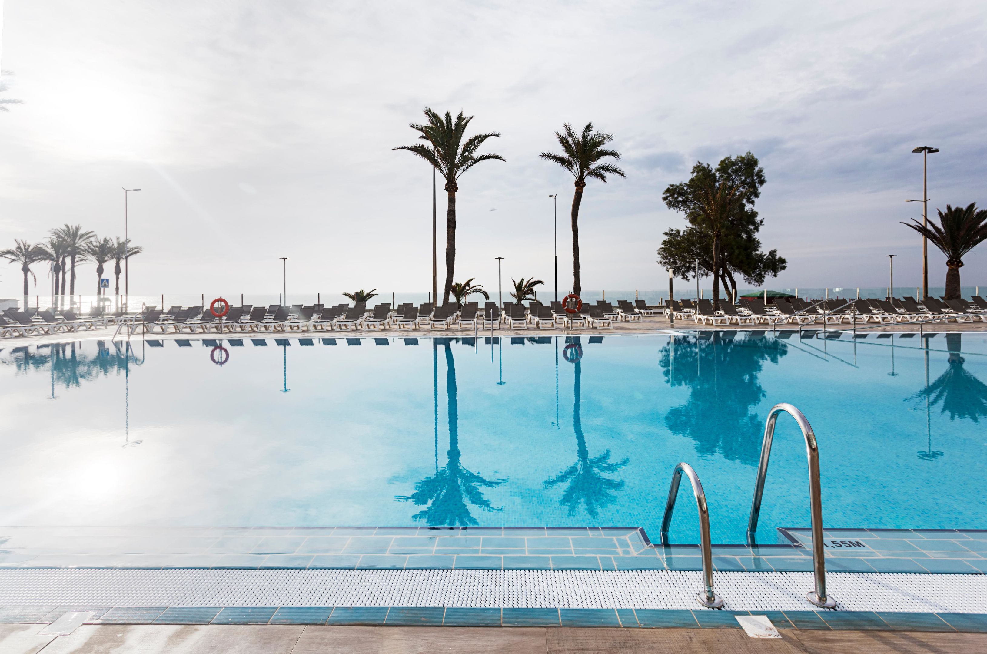 Piscina deschisă