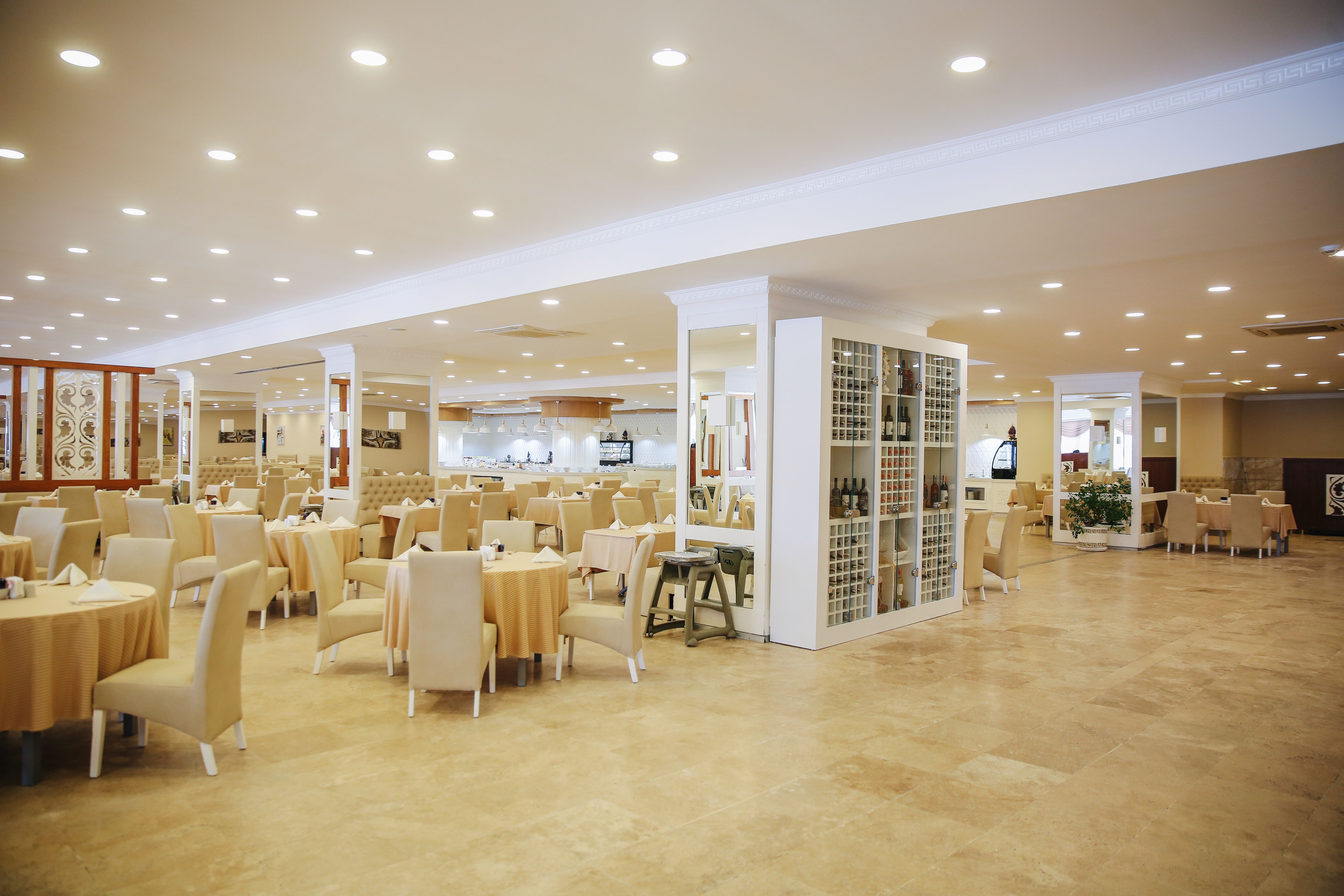 NOVELLA CLASSIC RESTAURANT