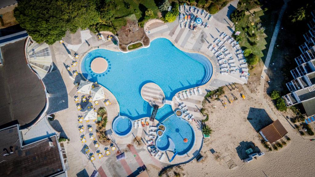 Piscina deschisă