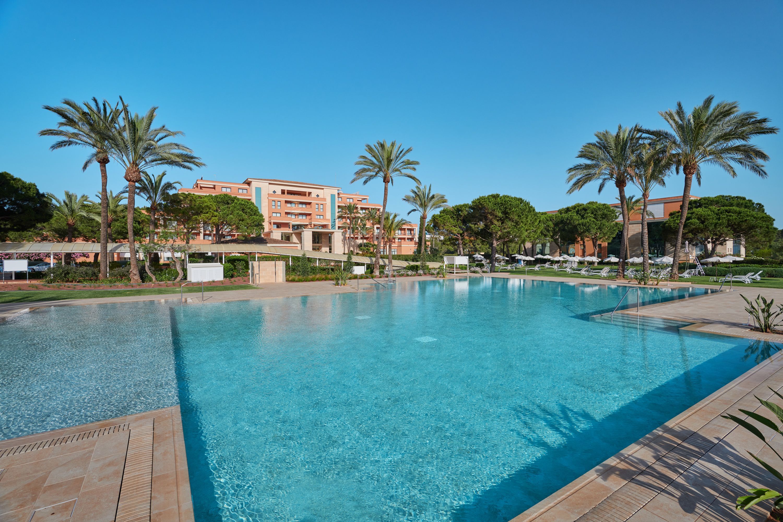 Piscina deschisă