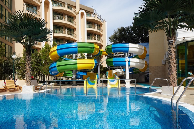 Swimming pool area 1.jpg