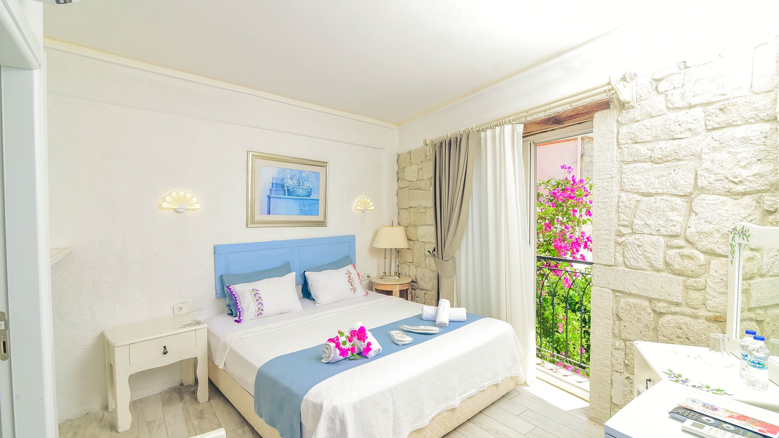 Deluxe Room, Sokak Manzaralı