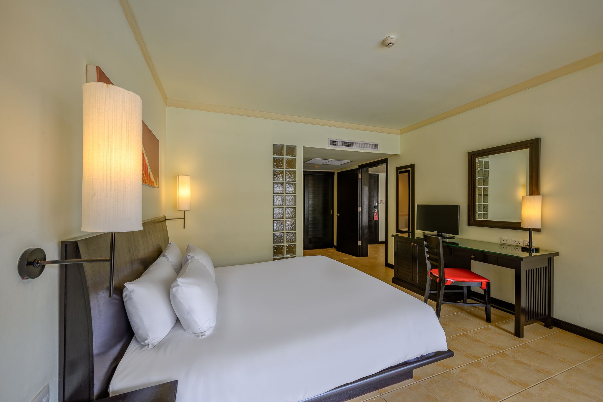 2 B/ROOM FAMILY SUITE