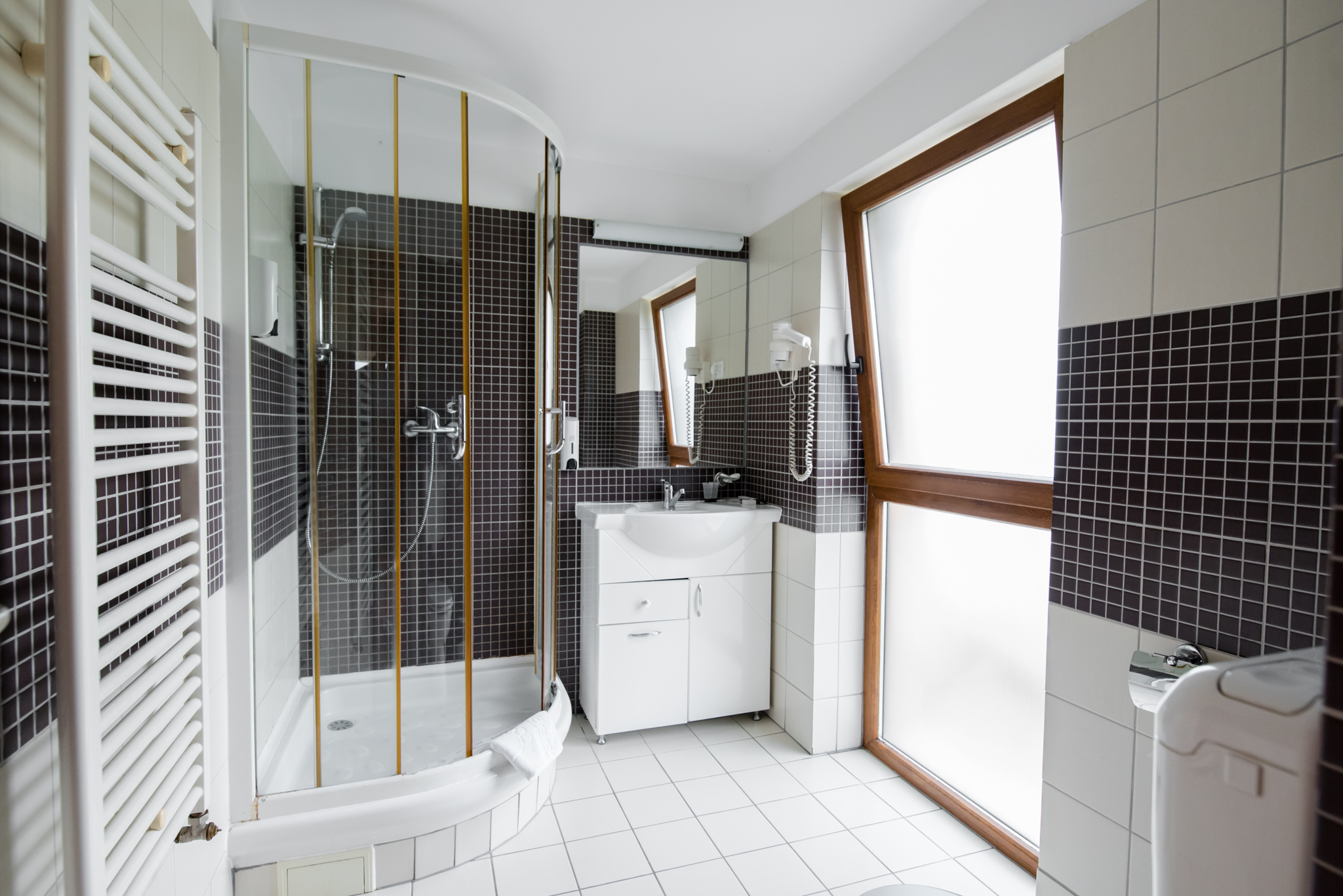 Business King Room with Balcony