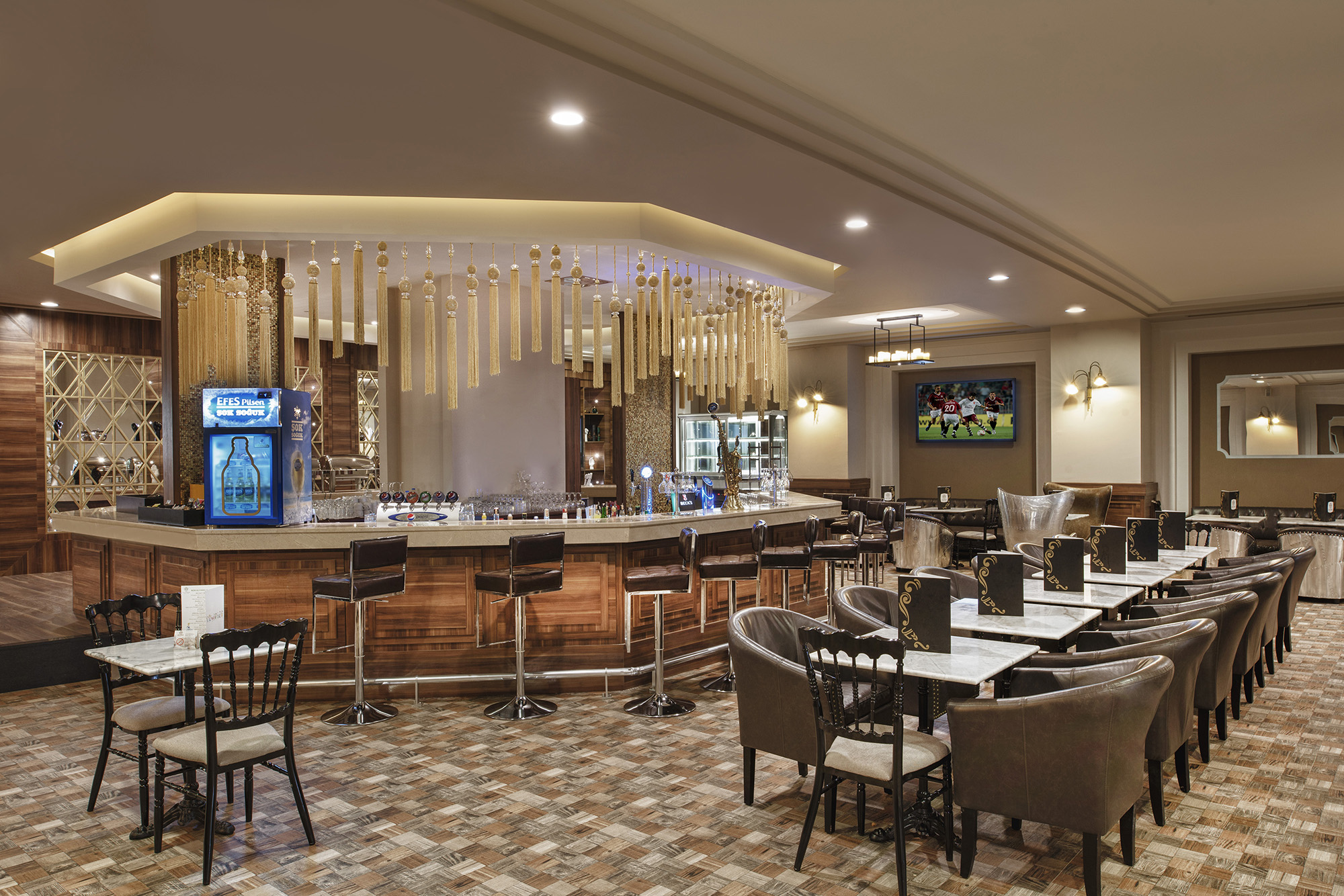 IRISH BAR