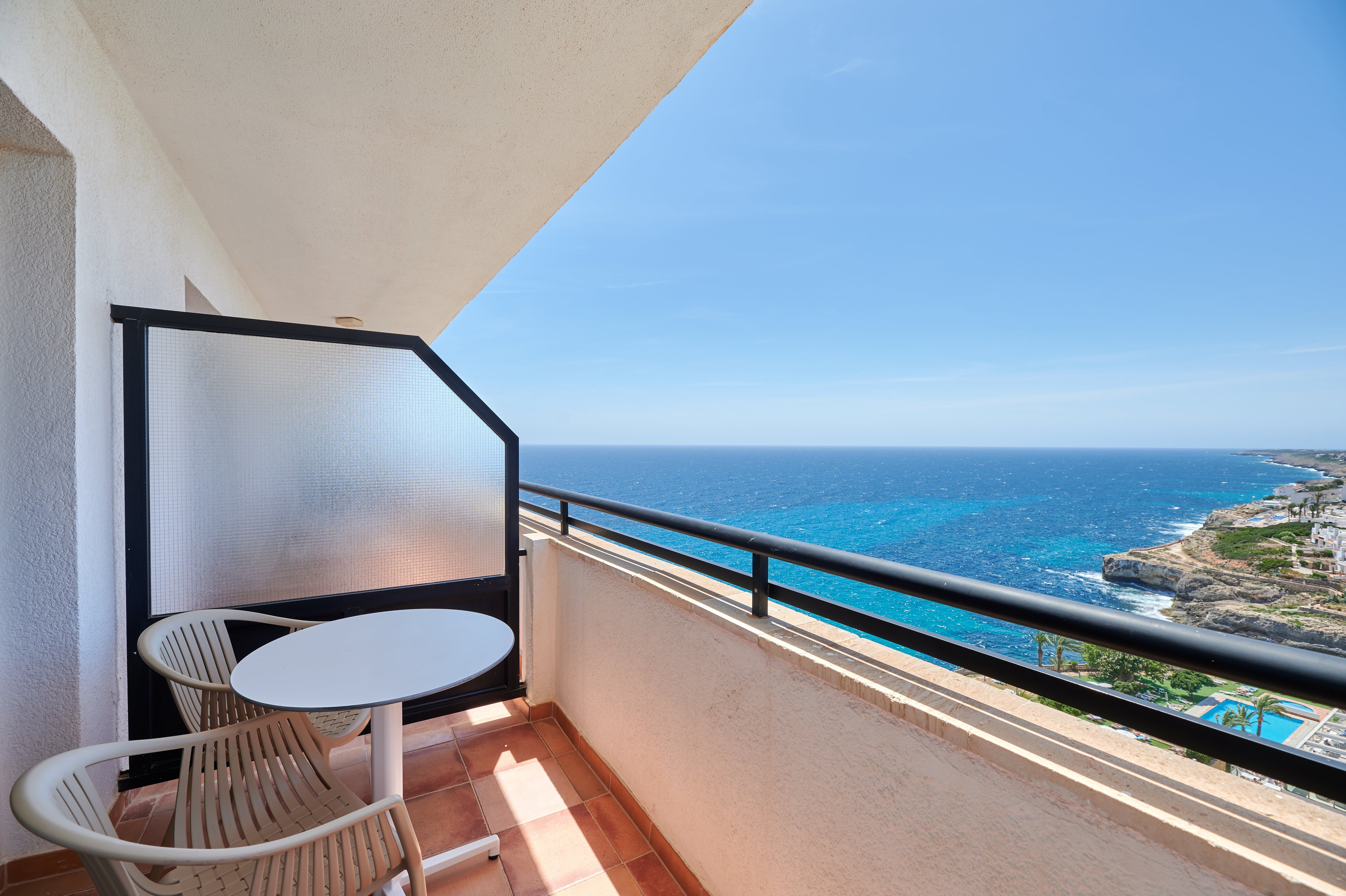 ROOM DOUBLE SEA VIEW (BALCONY)