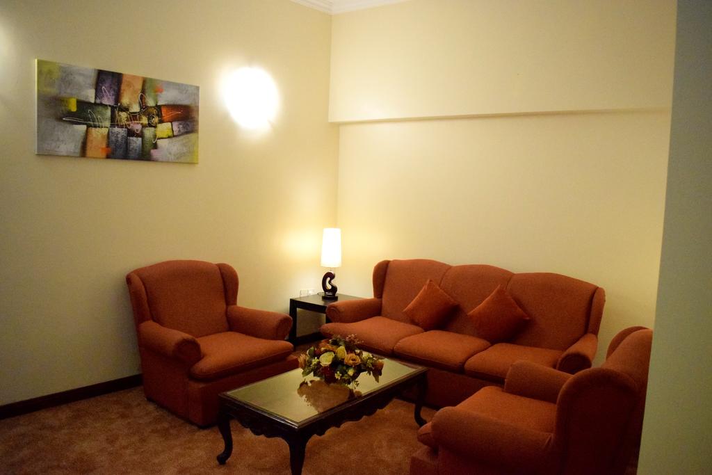 executive suite room