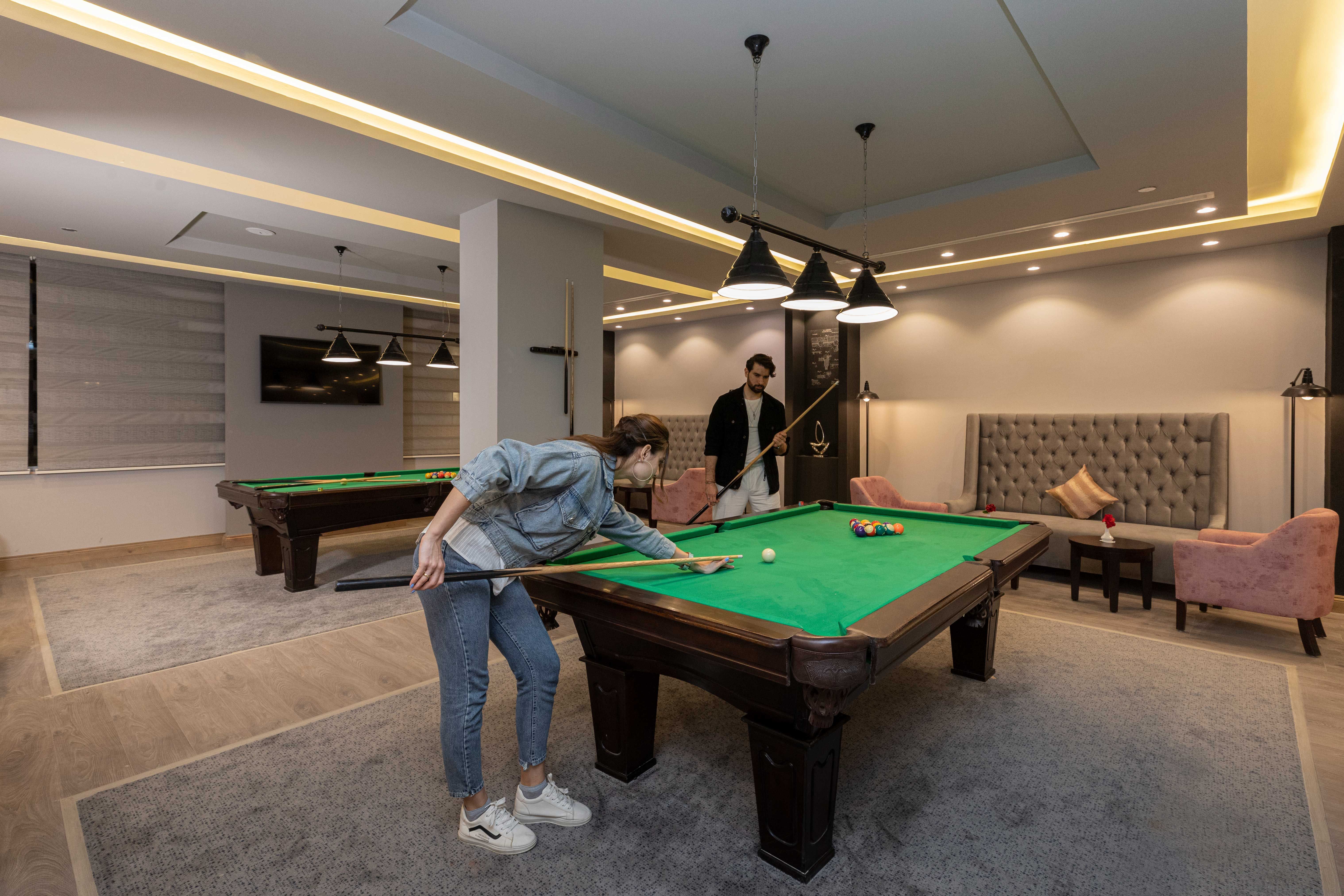 Billiards Lounge