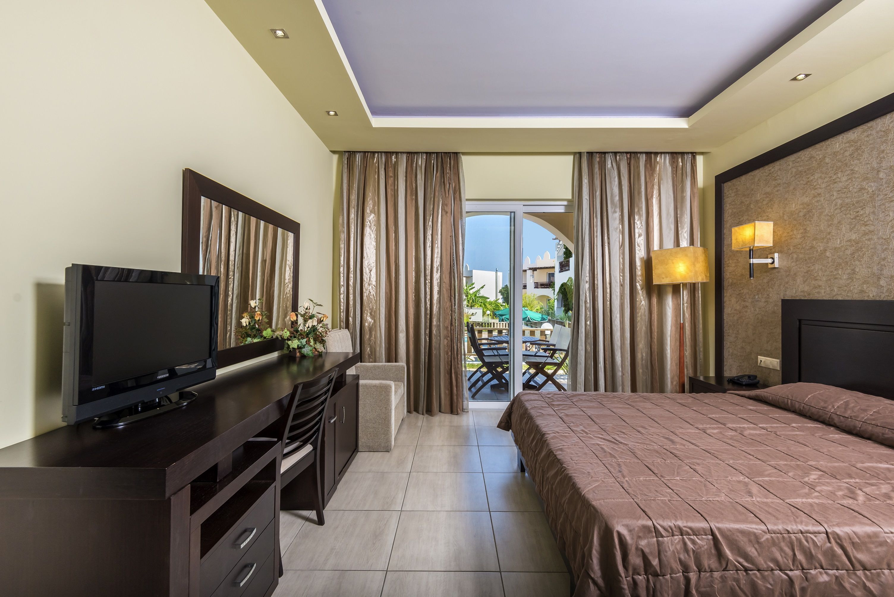 DOUBLE ROOM GARDEN POOL VIEW