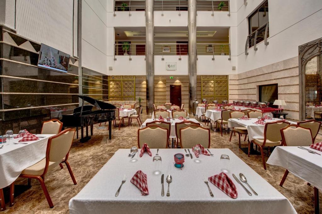 Donatello Restaurant 