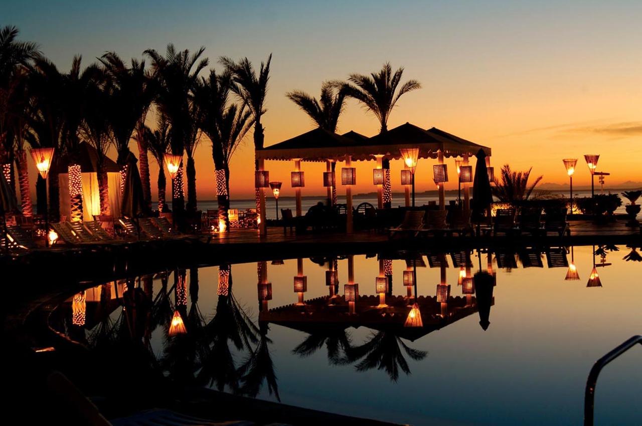 reef-oasis-beach-resort_15296133935.jpg