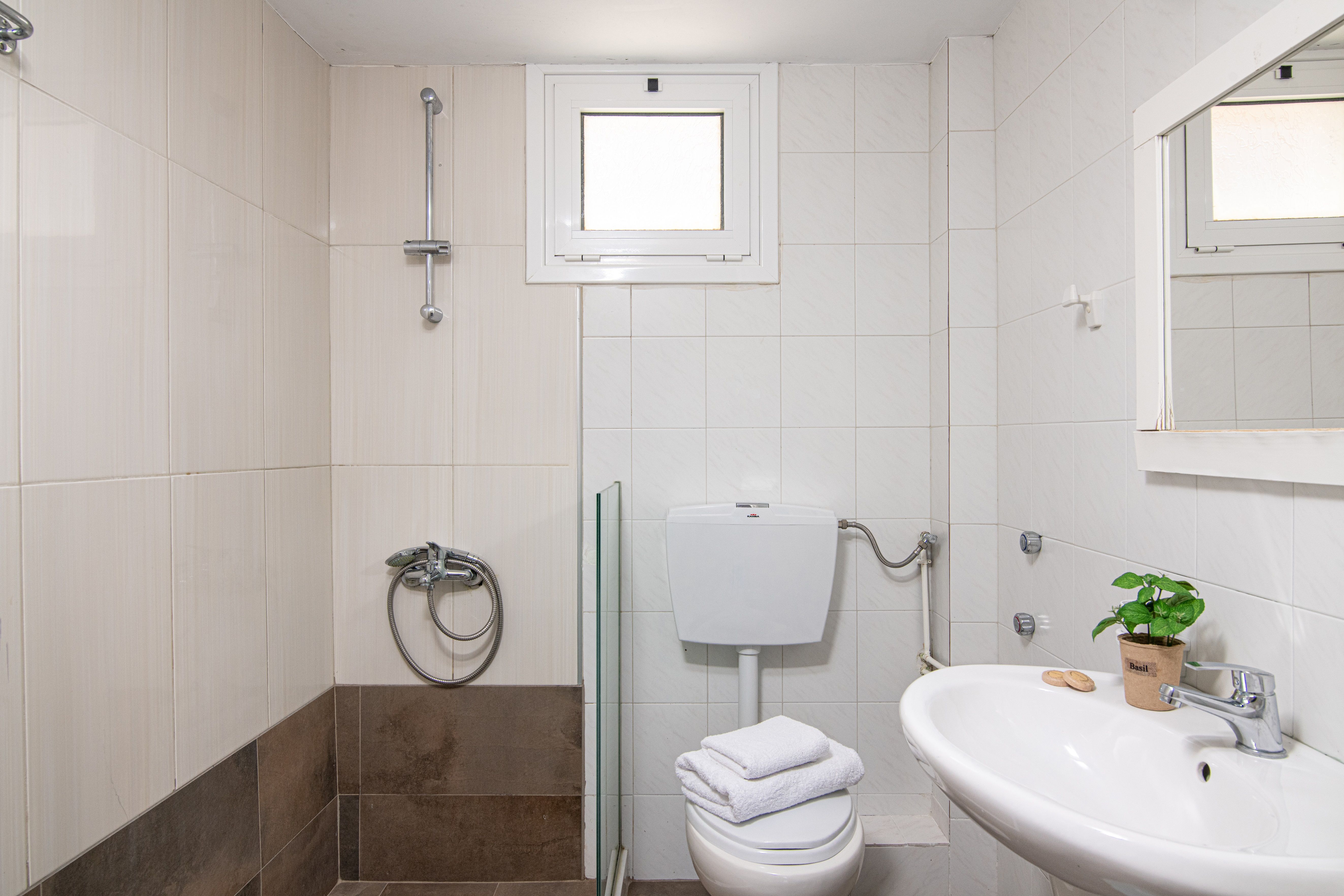 One Bedroom Apartment with Garden or Pool View