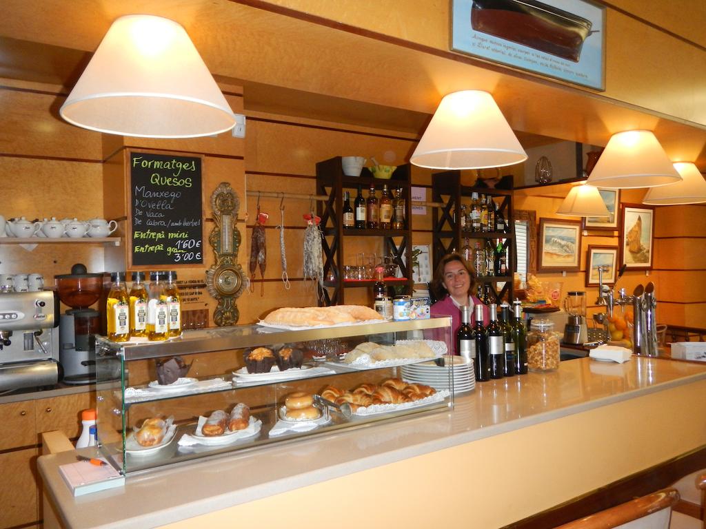 BUFFET RESTAURANT