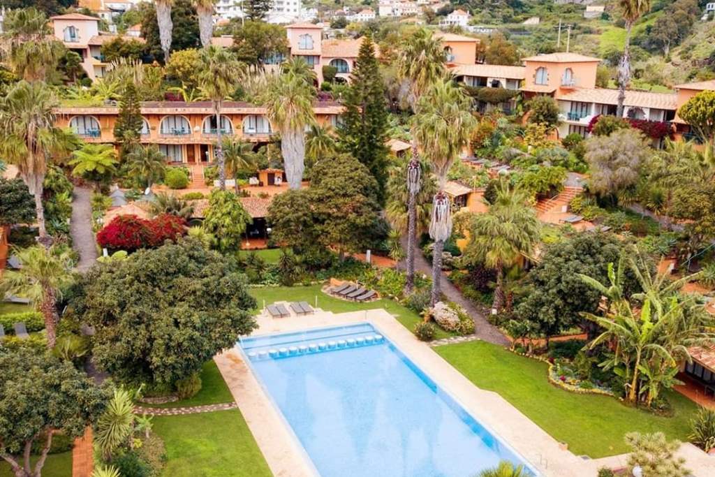 Piscina deschisă
