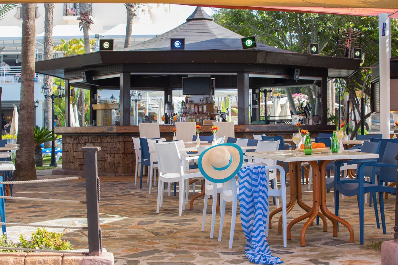 Poseidon Beach Bar