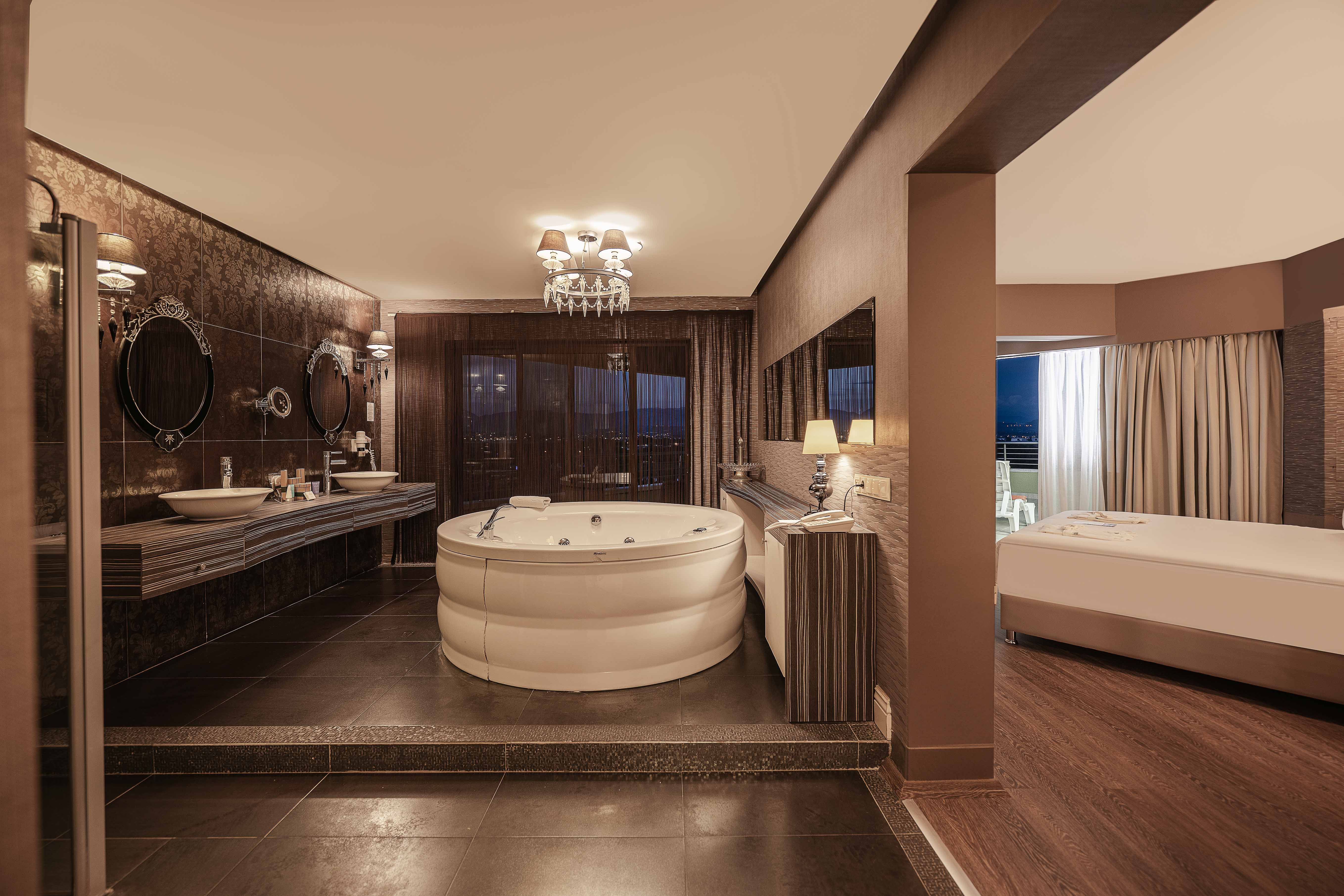 King Suite