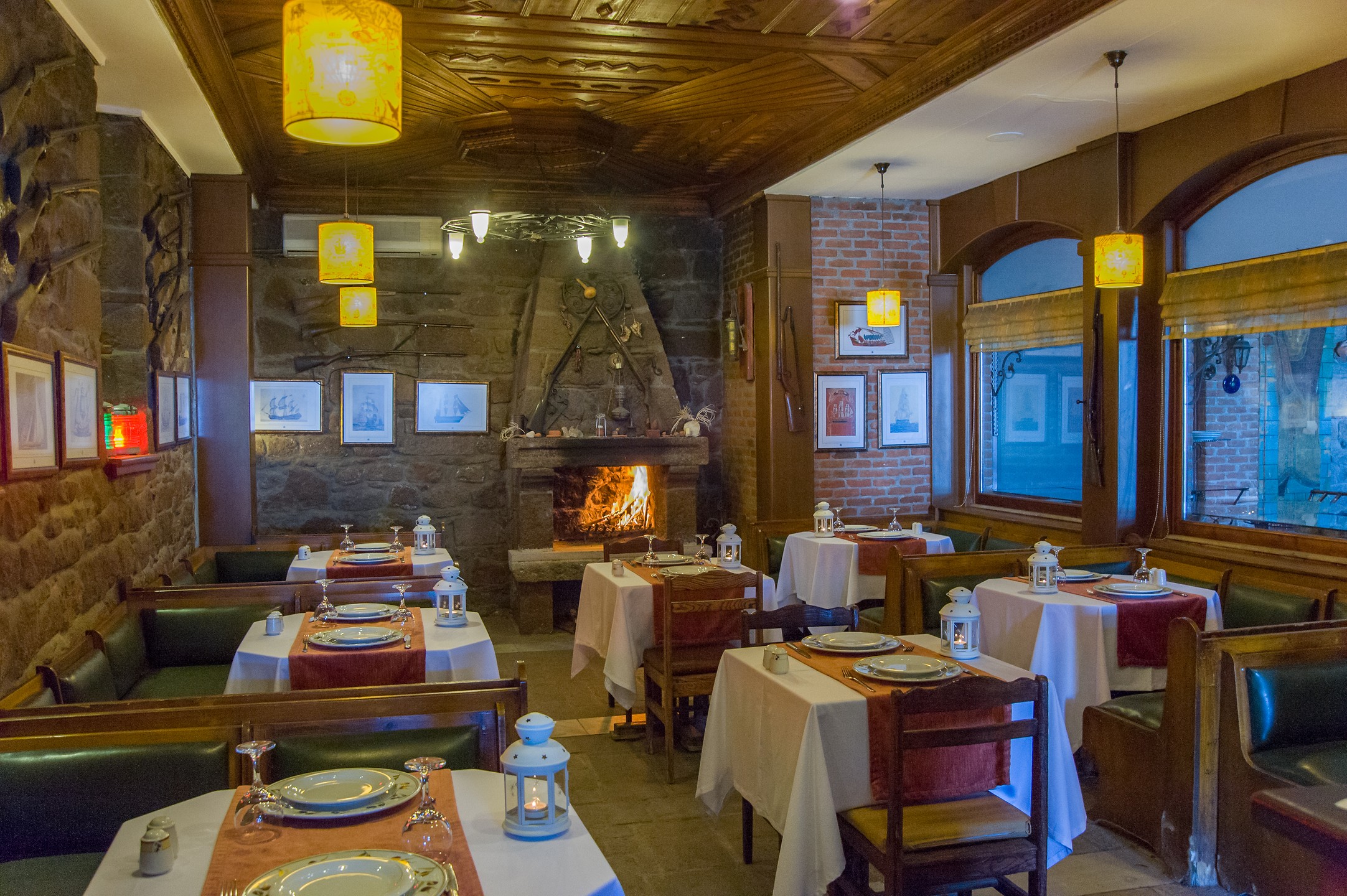 ANA RESTORANT