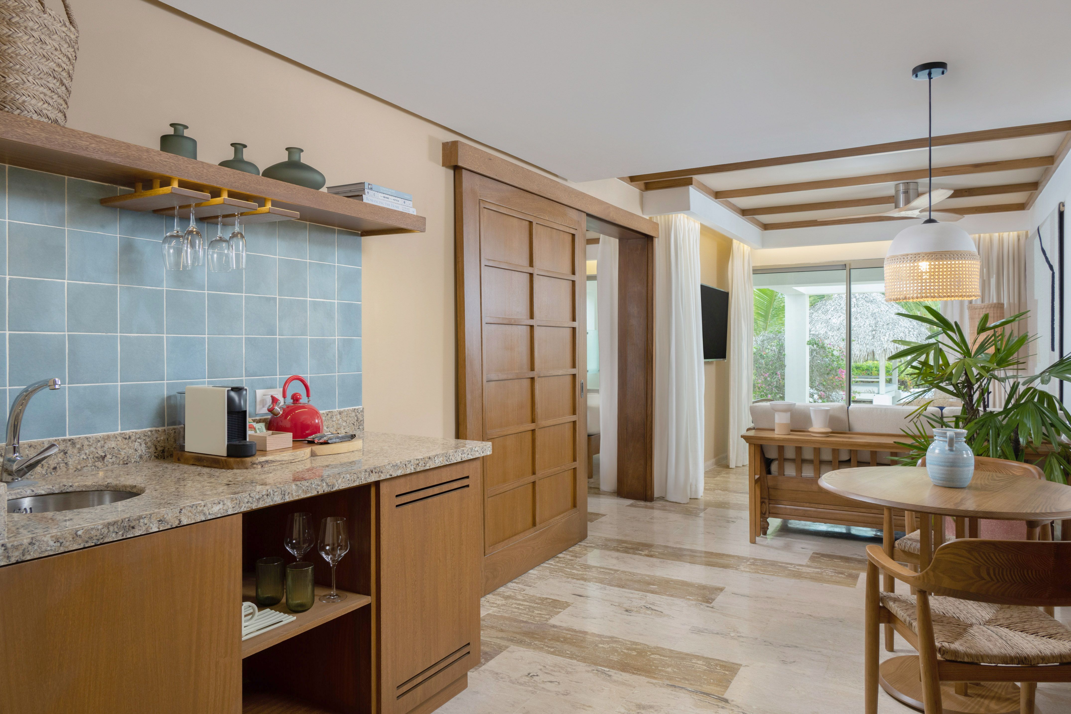 SUITE ZEL SWIM-UP