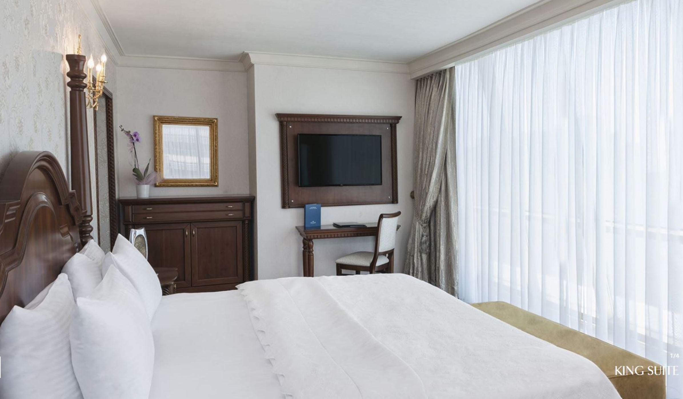KING SUITE 