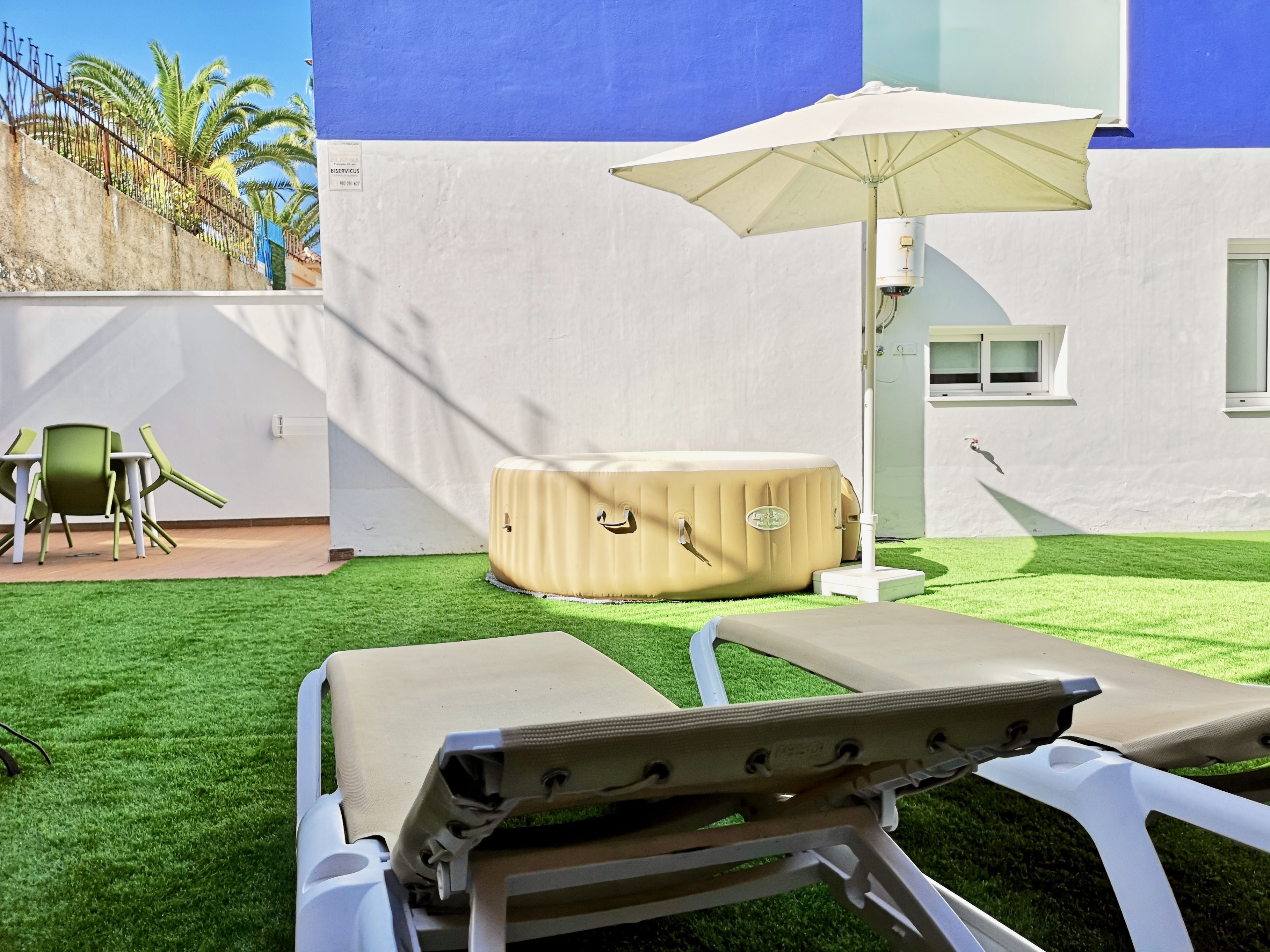 APARTMENT WITH TERRACE