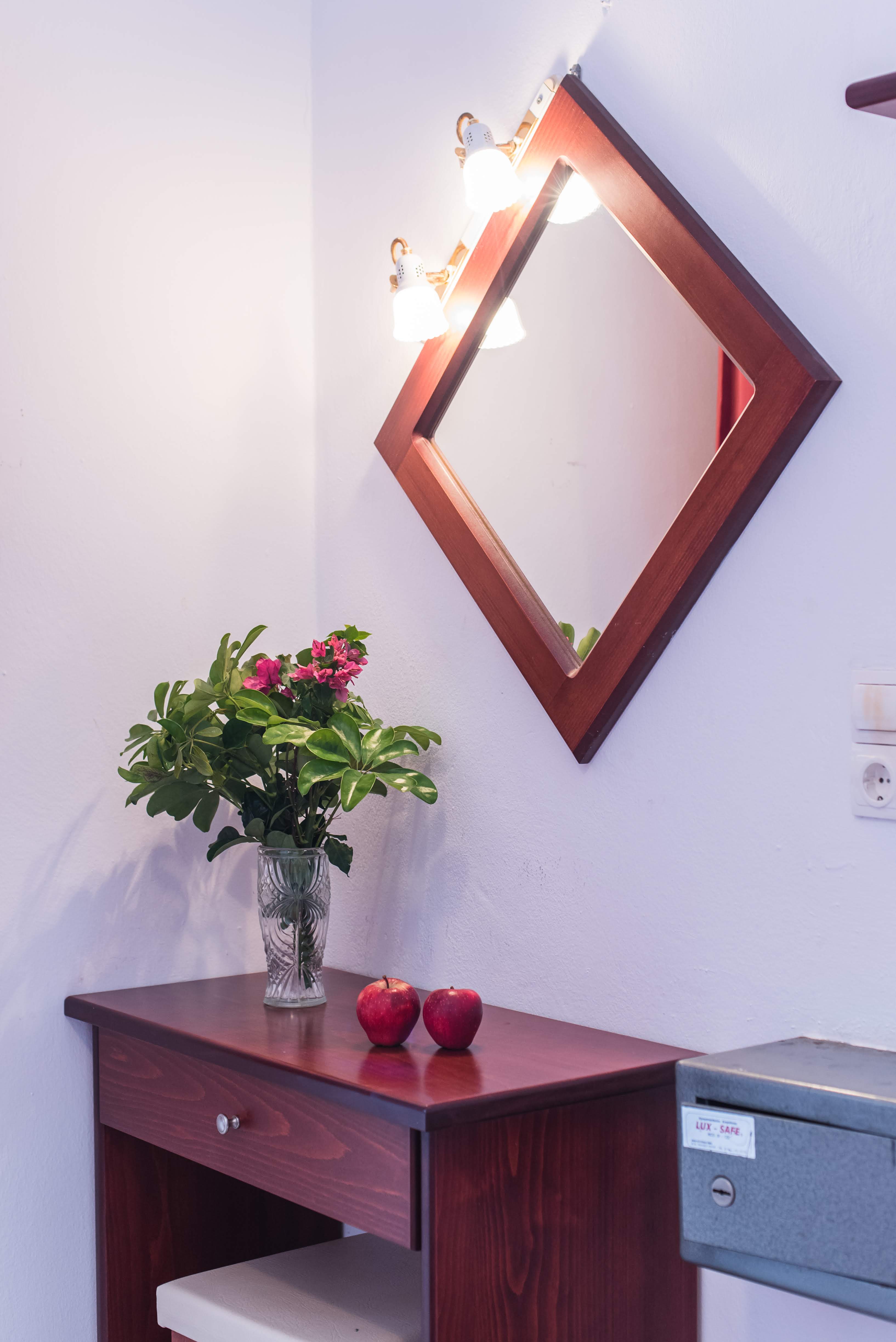 ONE BEDROOM APARTMENT GARDEN VIEW OR SIDE SEA VIEW 3 PAX