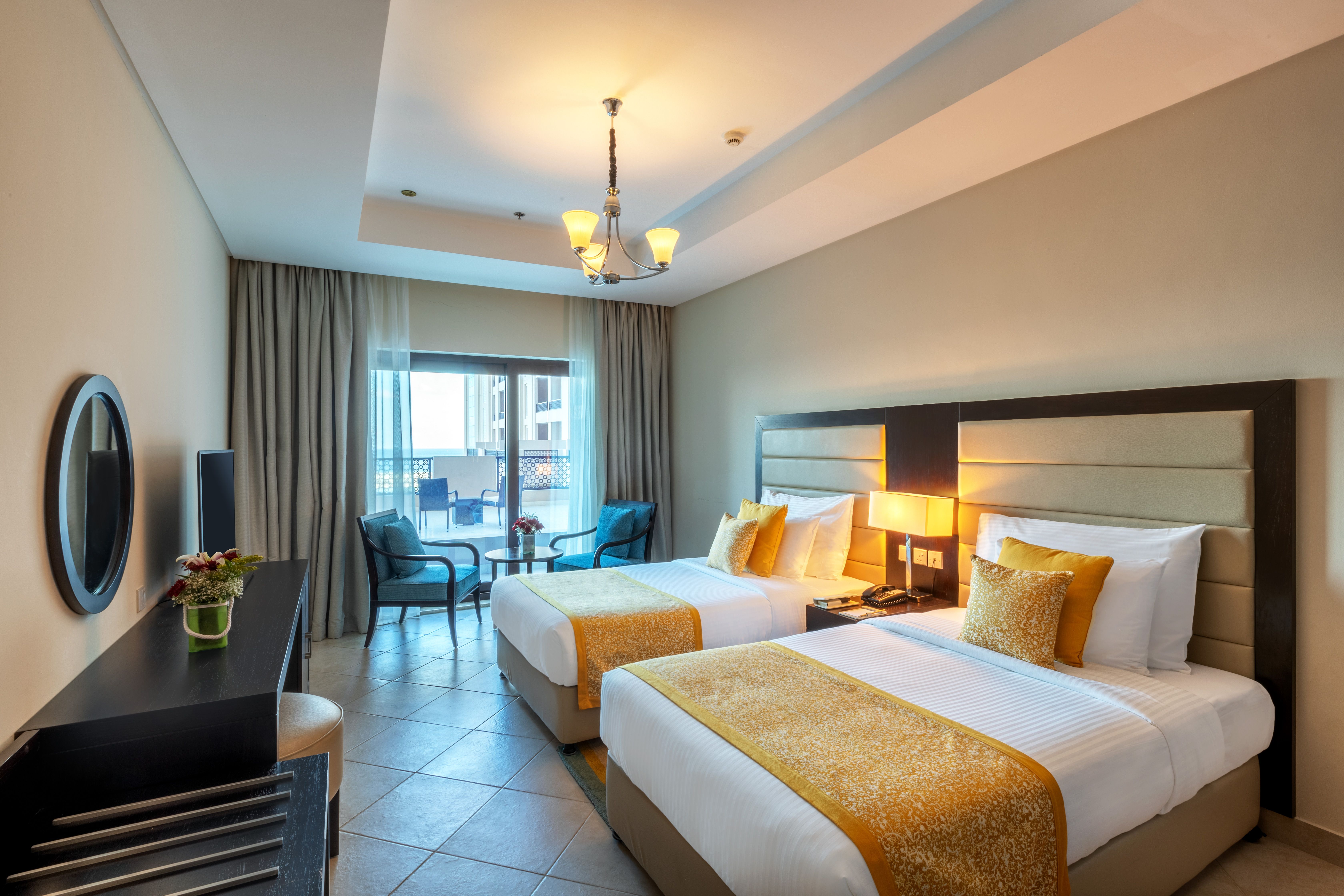 2 BEDROOM APARTMENT SEA VIEW