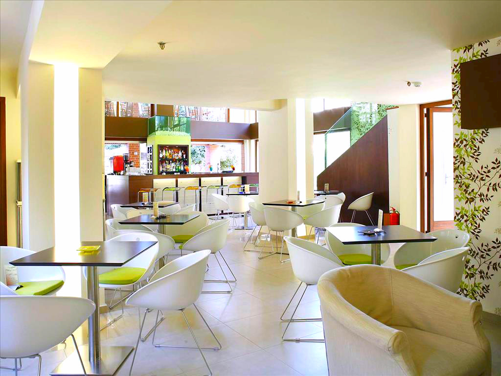 Hotel Atrium, Chania, interior, lounge, bar.jpg
