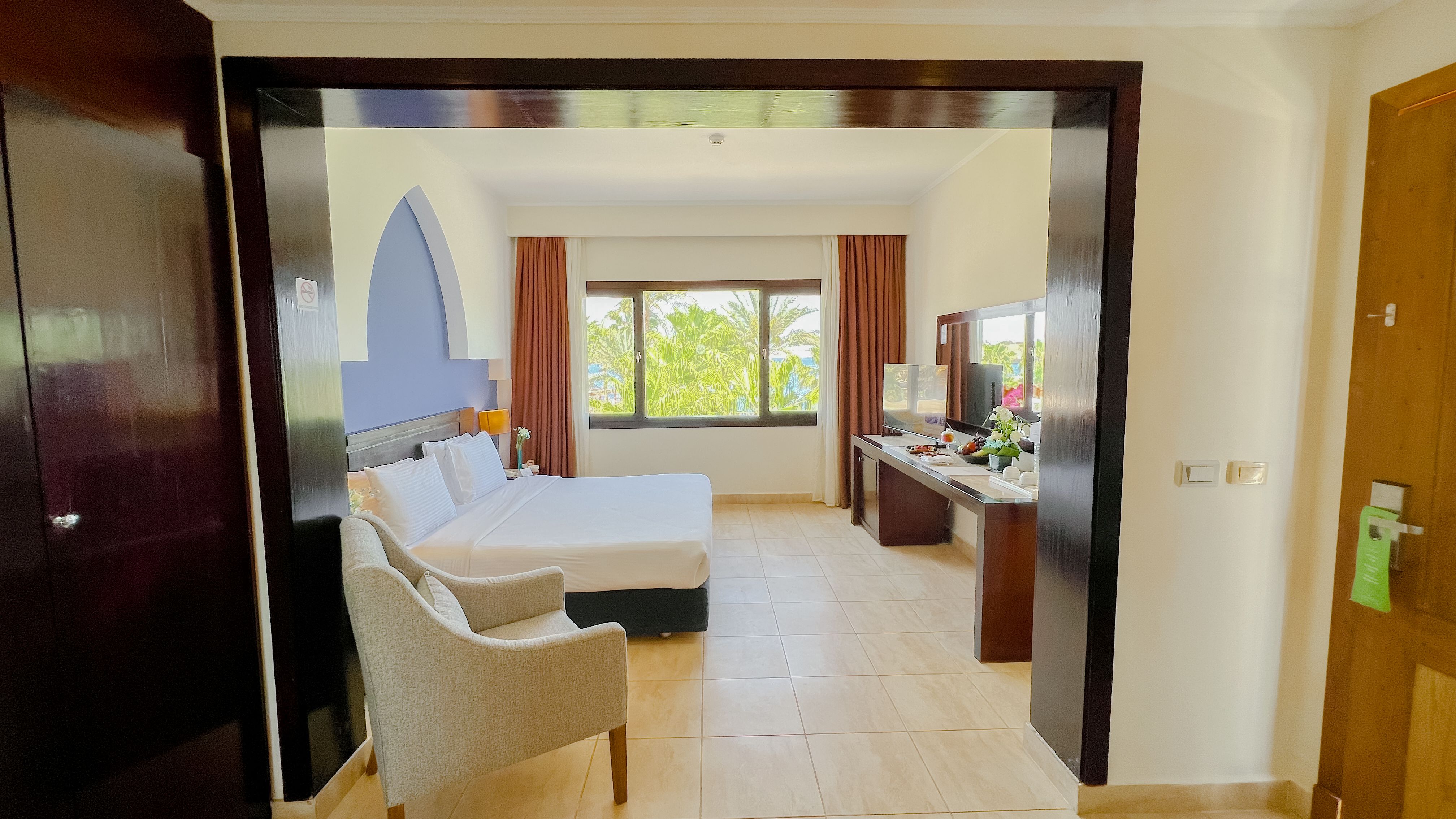 SUPERIOR ROOM GARDEN VIEW
