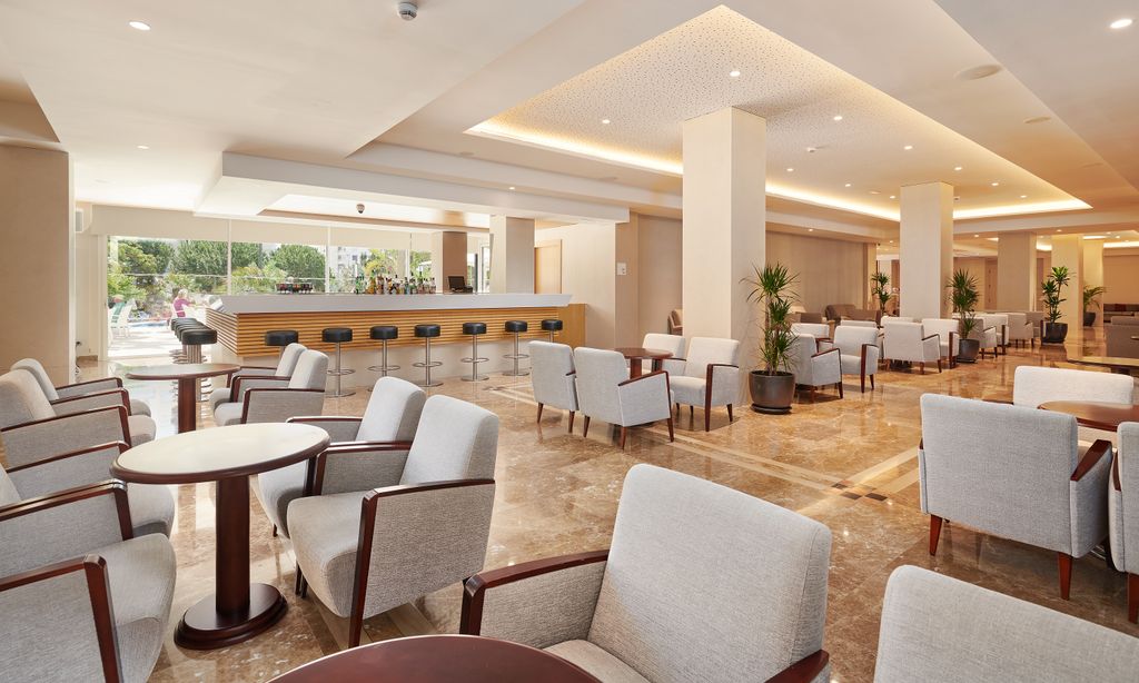 BAR SALON