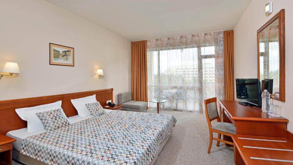 DOUBLE ROOM PARK VIEW SINGLE USE