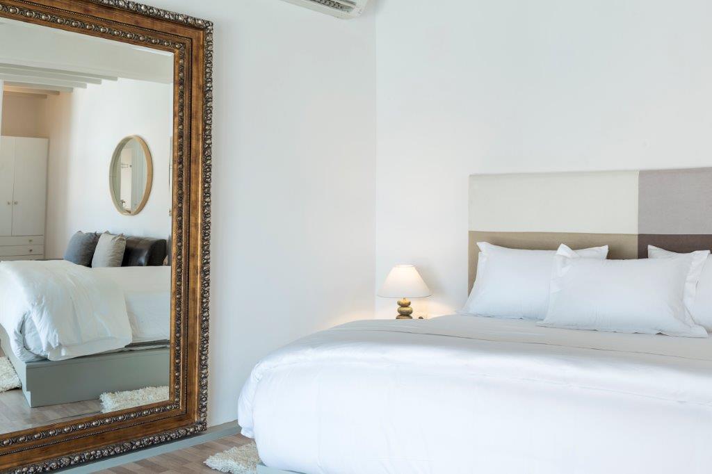 Deluxe Suite with Private Pool and Sea View