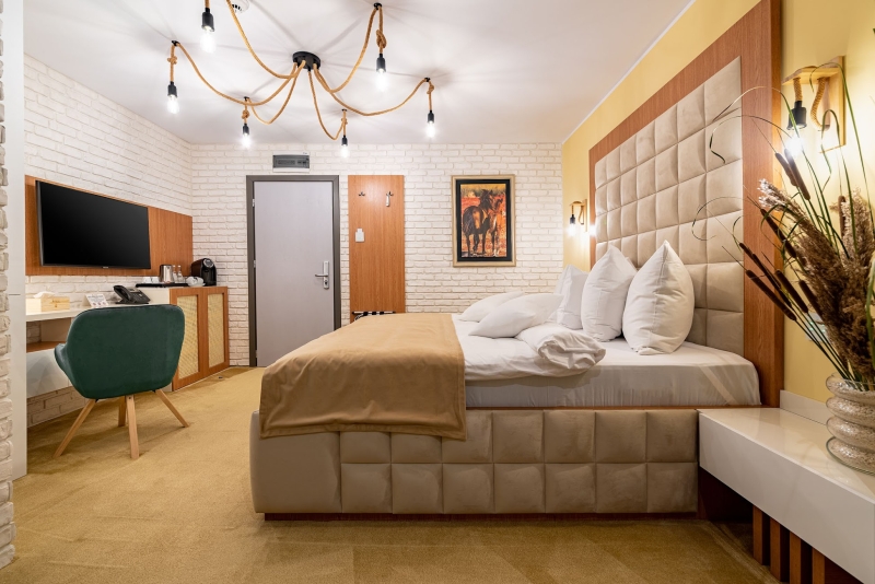 Amyntas Deluxe cu balcon