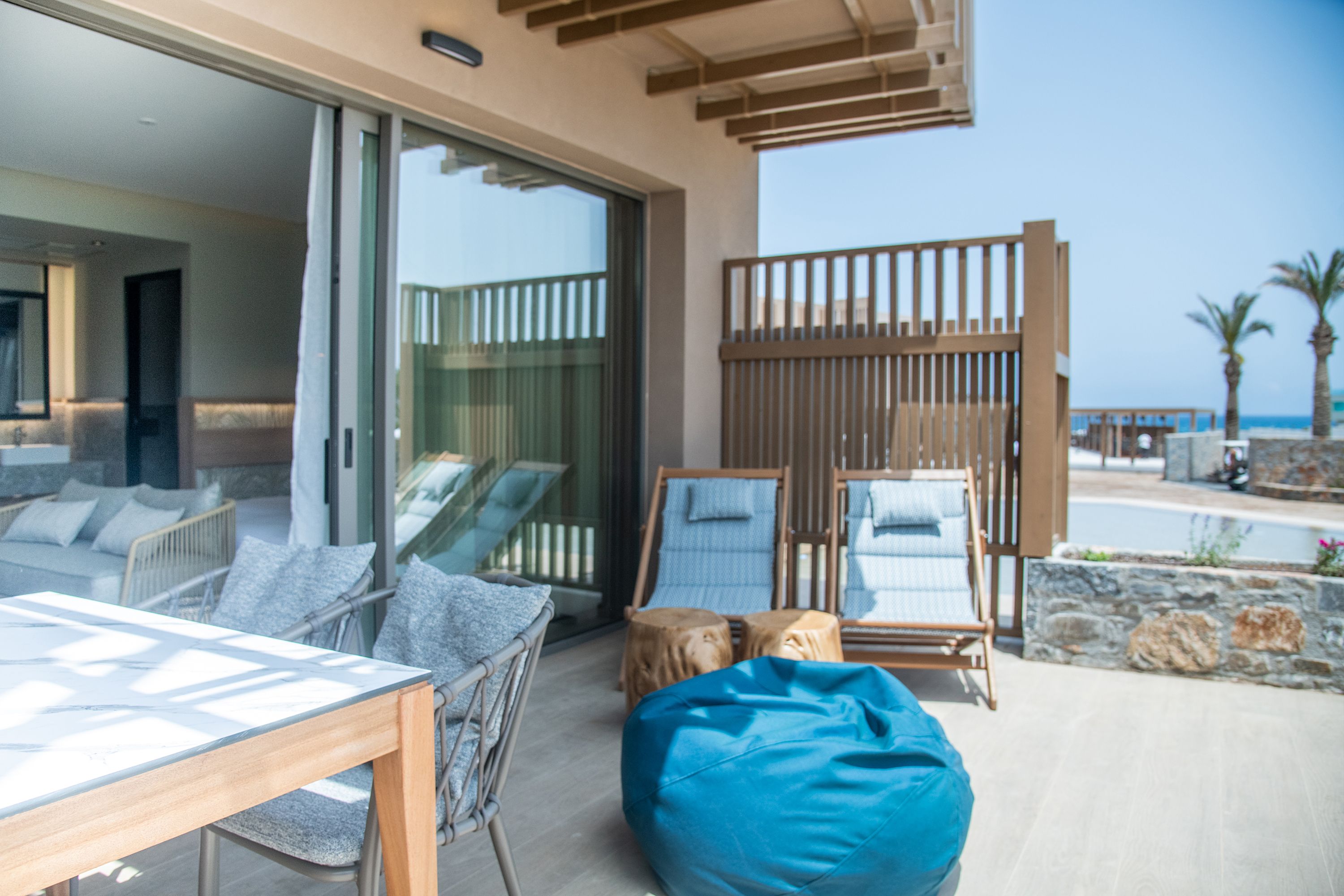 Classic Double Room Garden View with Pool Access