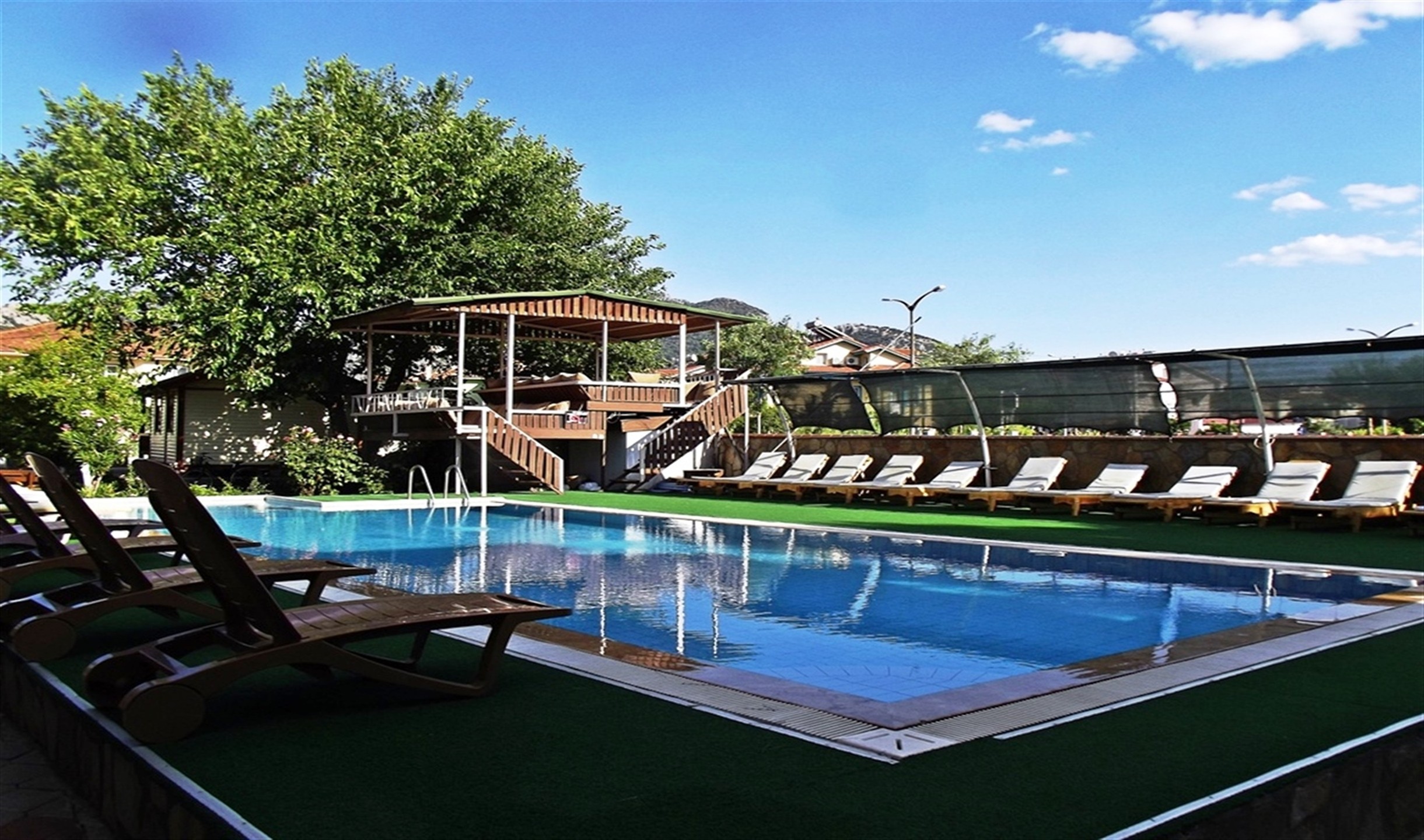 Piscina deschisă